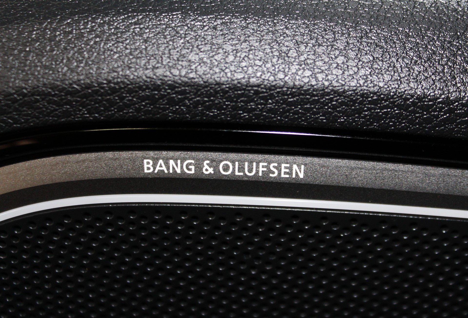 AUDI S3 Sportback 2.0 TFSI quattro S-tronic Optikpaket schwarz / CH-Fahrzeug-image-18