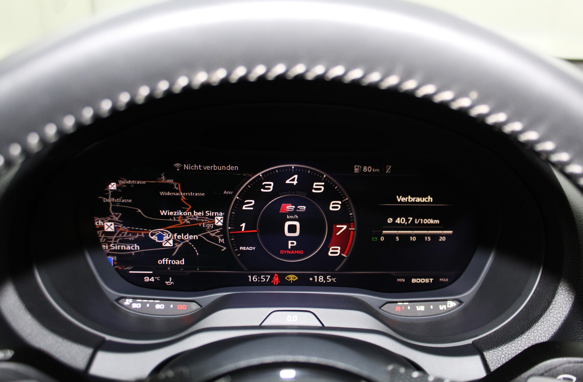 AUDI S3 Sportback 2.0 TFSI quattro S-tronic Optikpaket schwarz / CH-Fahrzeug-image-14