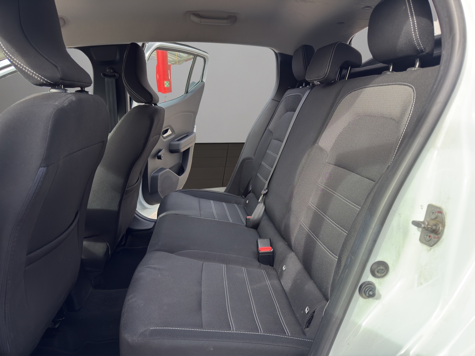 DACIA Sandero TCe 90 Comfort-image-15