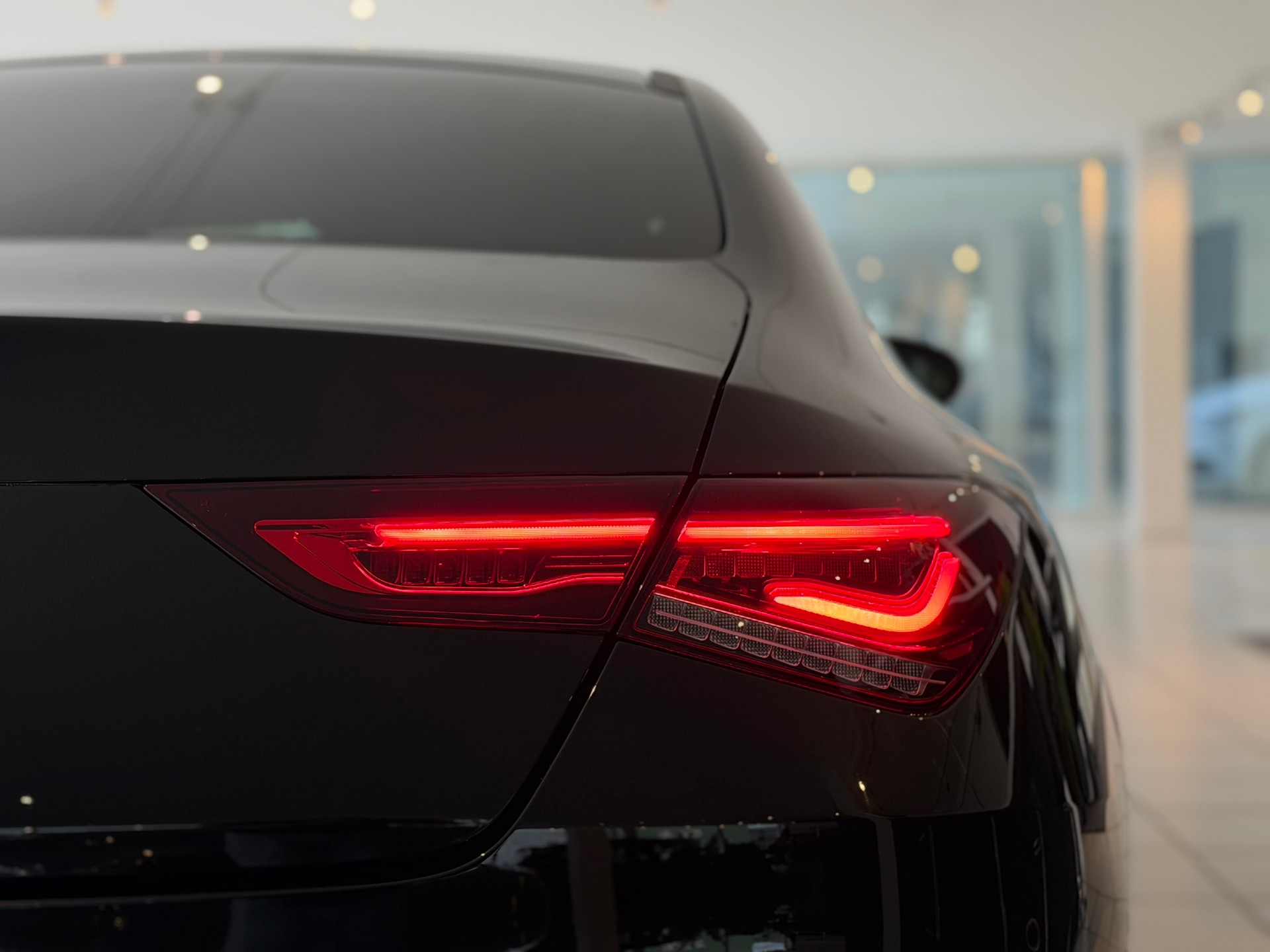 MERCEDES-BENZ CLA 220 AMG Line 7G-DCT **TOP Ausstattung**-image-31