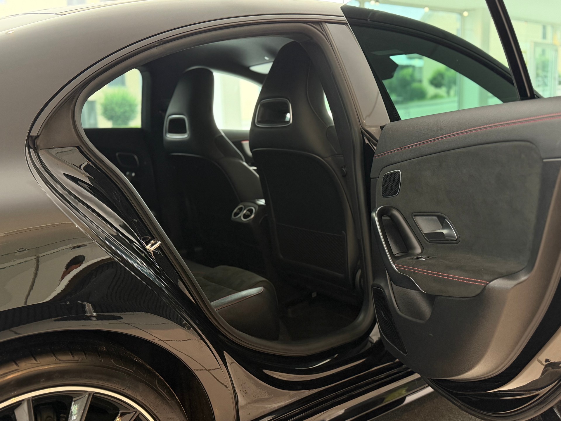 MERCEDES-BENZ CLA 220 AMG Line 7G-DCT **TOP Ausstattung**-image-22