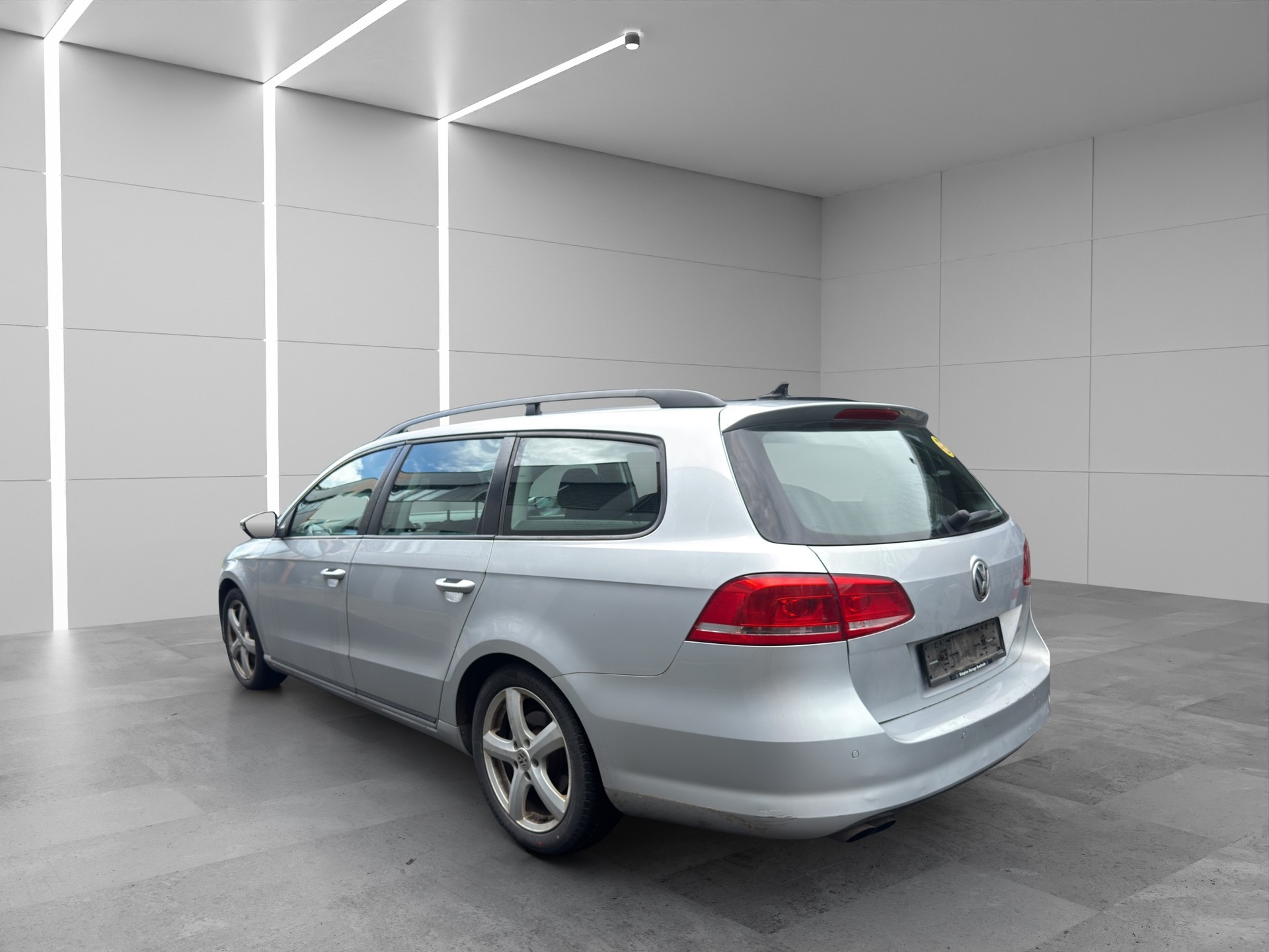 VW Passat Variant 2.0 TDI BMT Comfortline DSG-image-2