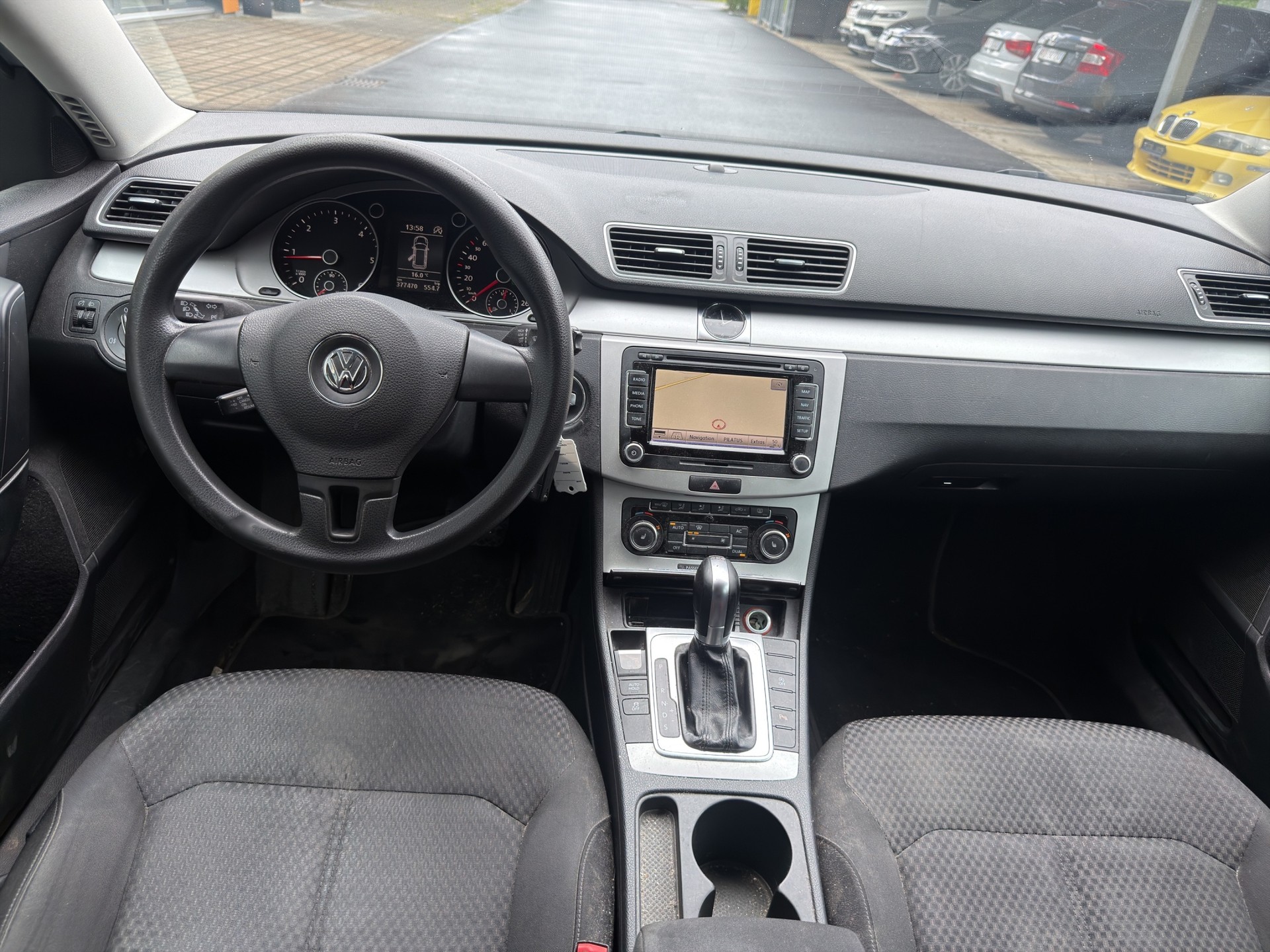 VW Passat Variant 2.0 TDI BMT Comfortline DSG-image-8
