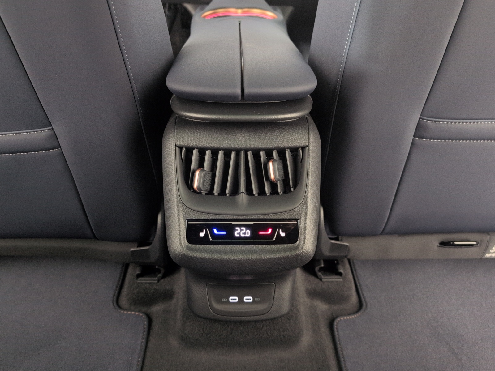 CUPRA Tavascan Type 9 77 kWh Adrenaline Prime Edition-image-3