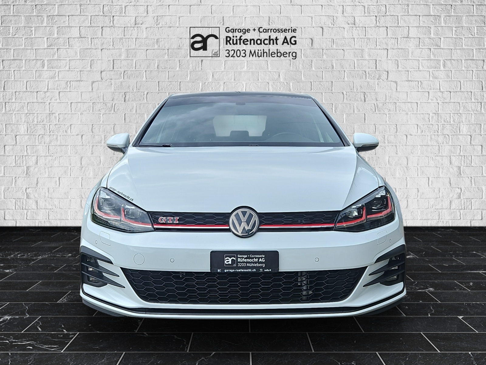VW Golf VII 2.0 TSI GTI Performance DSG-image-2