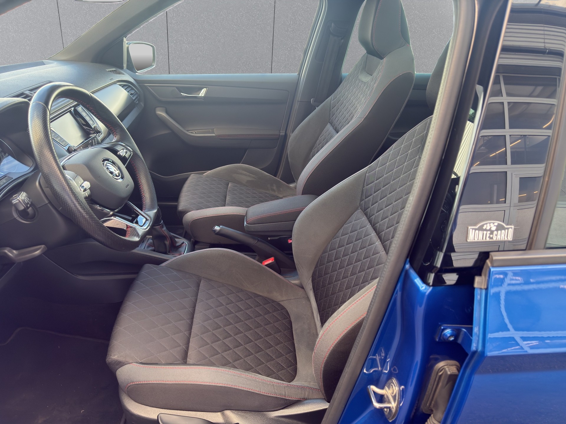 SKODA Fabia 1.0 TSI Monte Carlo-image-10