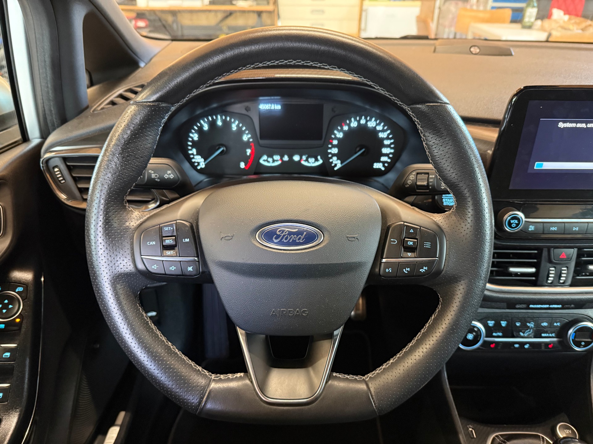 FORD Fiesta 1.0 SCTi ST Line-image-9