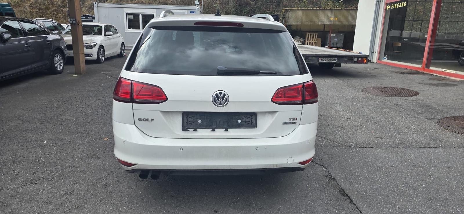 VW Golf Variant 1.4 TSI Highline DSG-image-6
