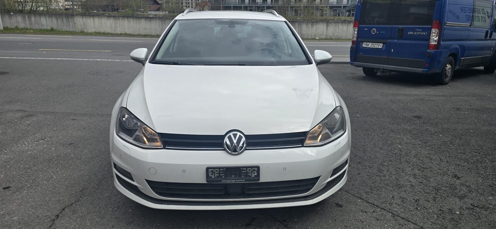 VW Golf Variant 1.4 TSI Highline DSG-image-0