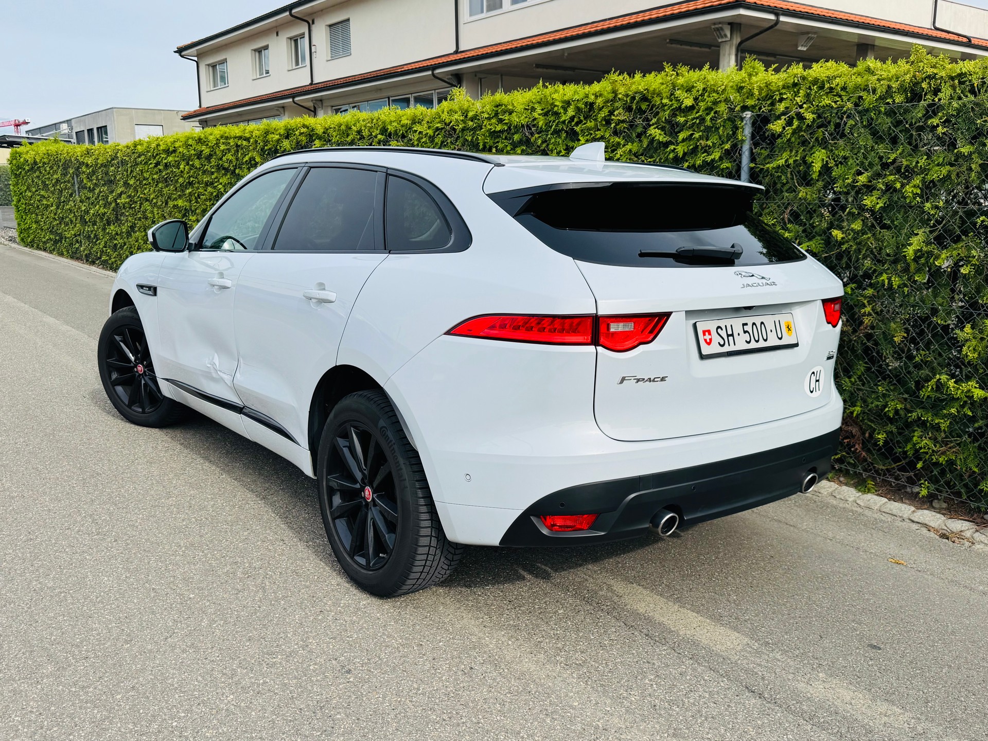 JAGUAR F-Pace 3.0 TD R-Sport AWD Automatik-image-4