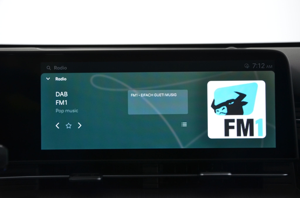 HYUNDAI Kona EV 65.4 kWh Premium *360°*-image-18