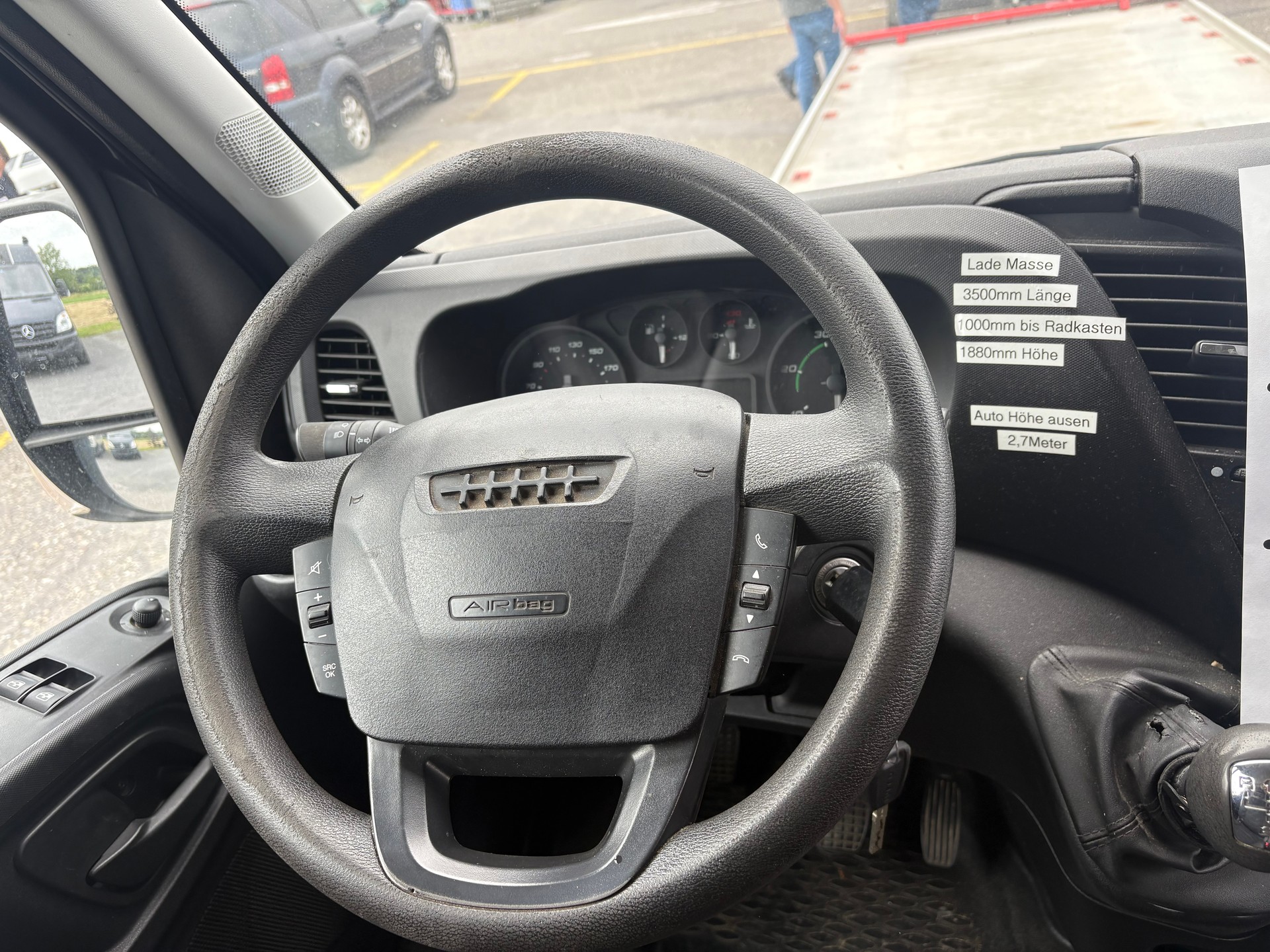 IVECO 35 S 15 SV-image-11