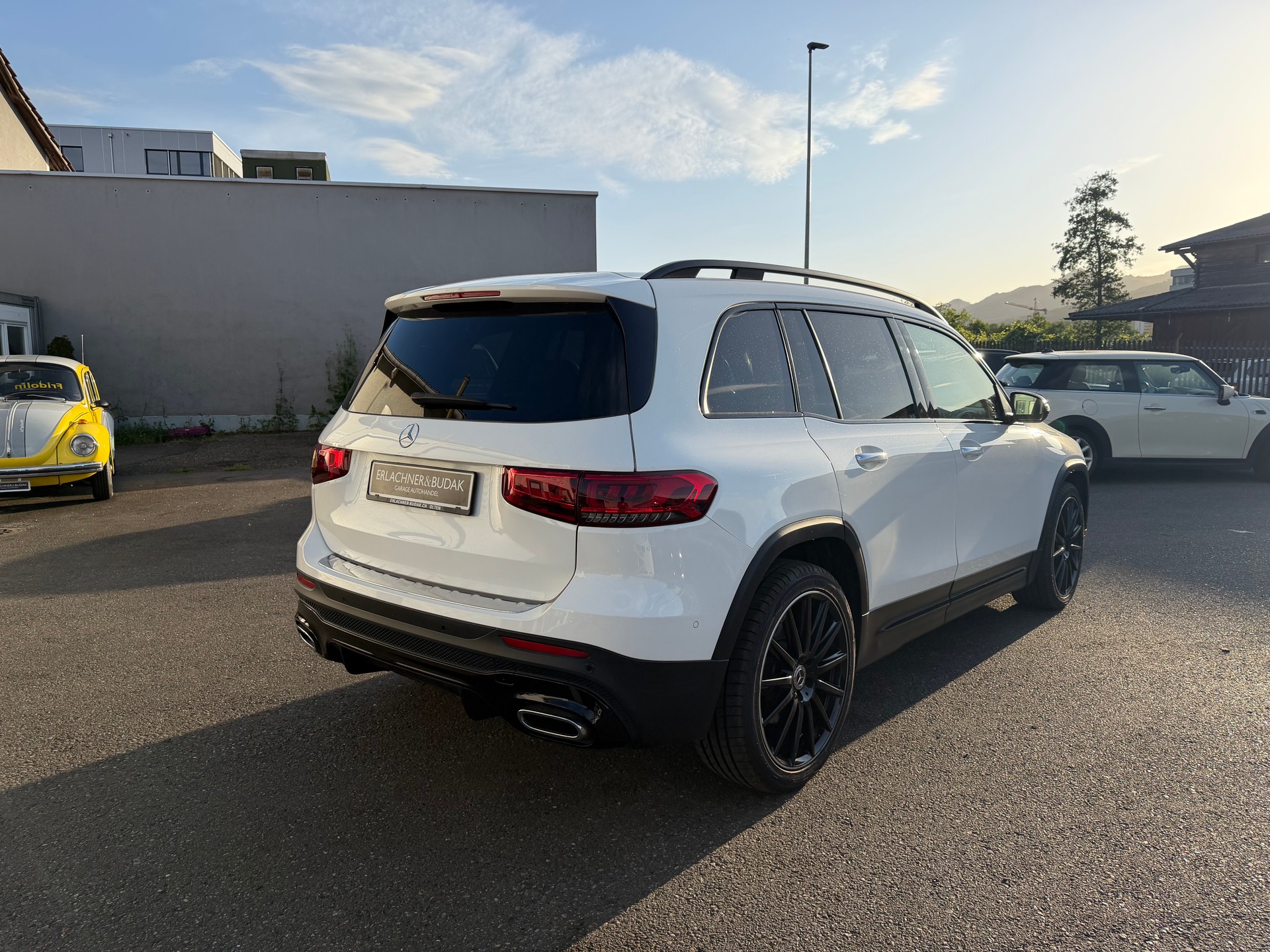 MERCEDES-BENZ GLB 220 d 4Matic AMG Line 8G-Tronic-image-3