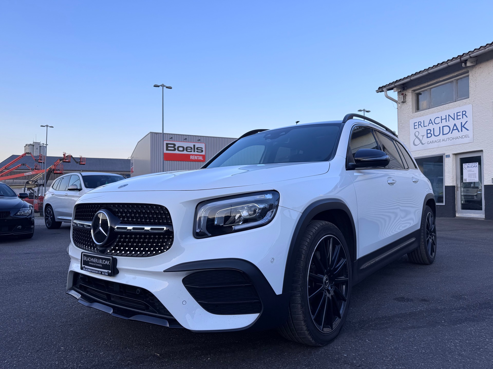 MERCEDES-BENZ GLB 220 d 4Matic AMG Line 8G-Tronic-image-1