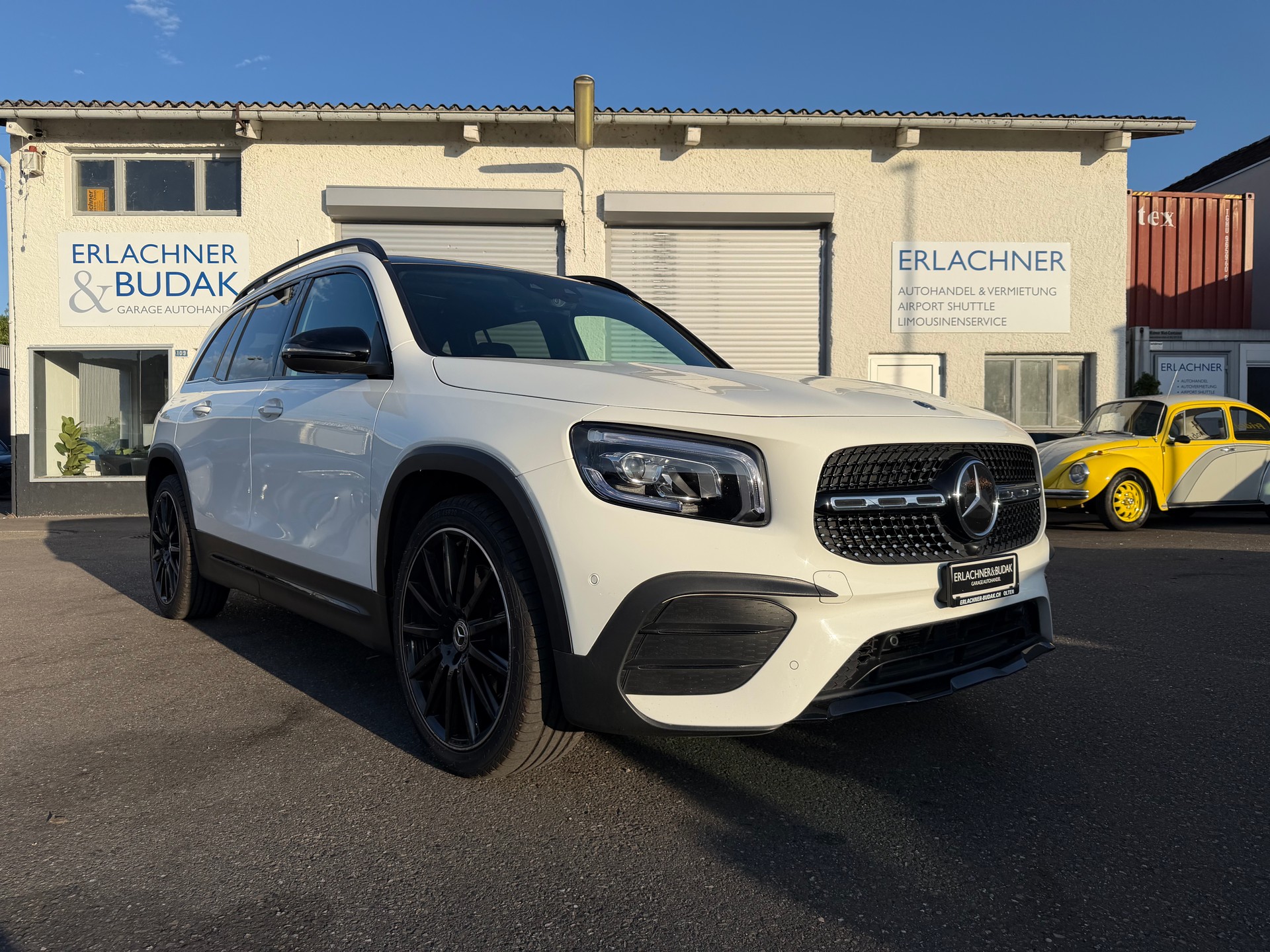 MERCEDES-BENZ GLB 220 d 4Matic AMG Line 8G-Tronic-image-0