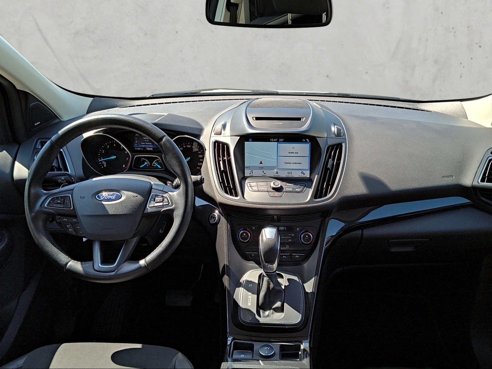 FORD Kuga 1.5 EcoB 182 Titanium-image-12