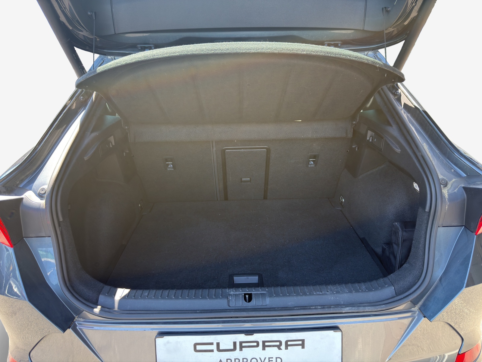 CUPRA Formentor 2.0TSI 4Drive Inicio DSG-image-12