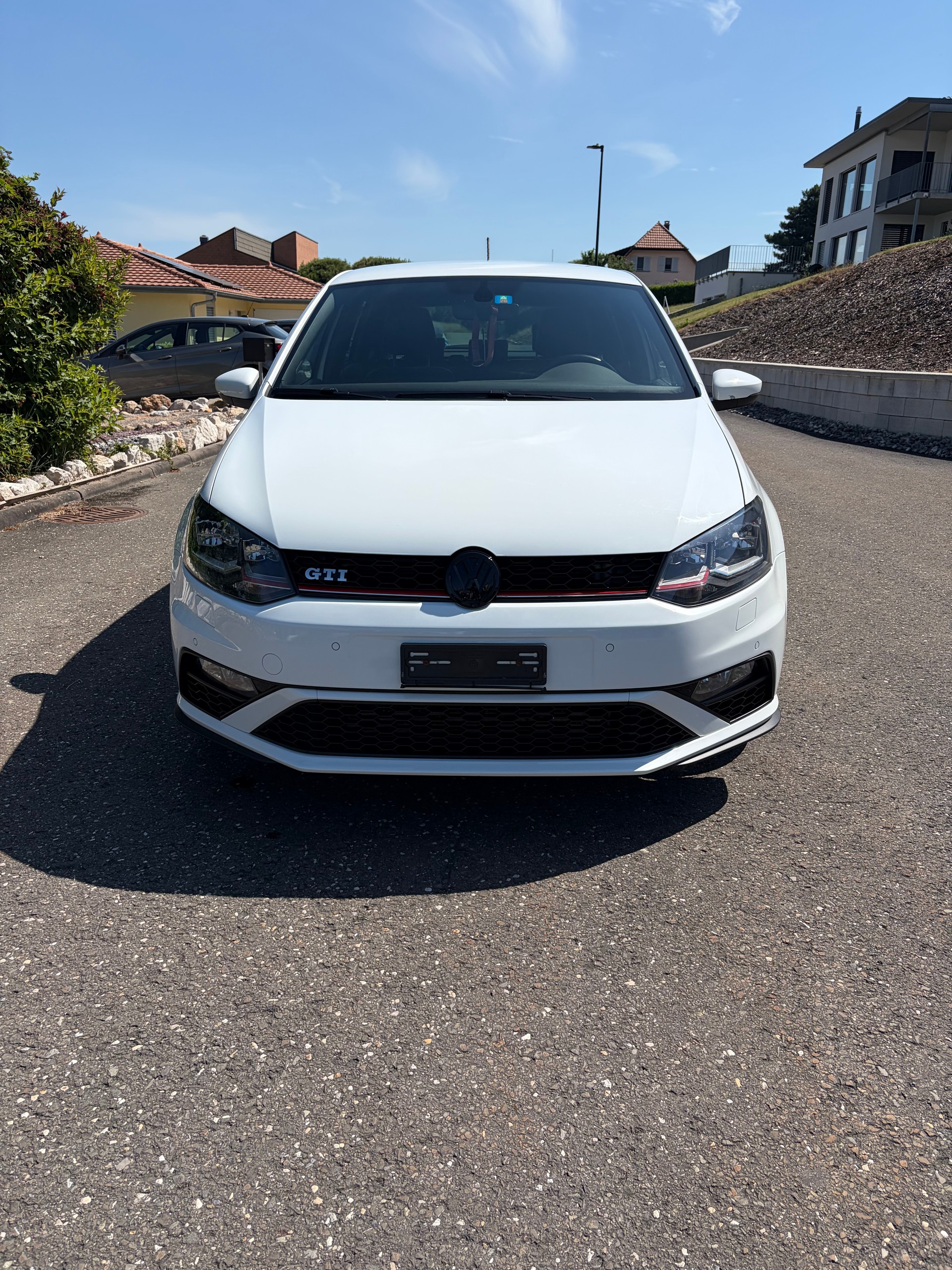 VW 1.8 TSI GTI-image-2