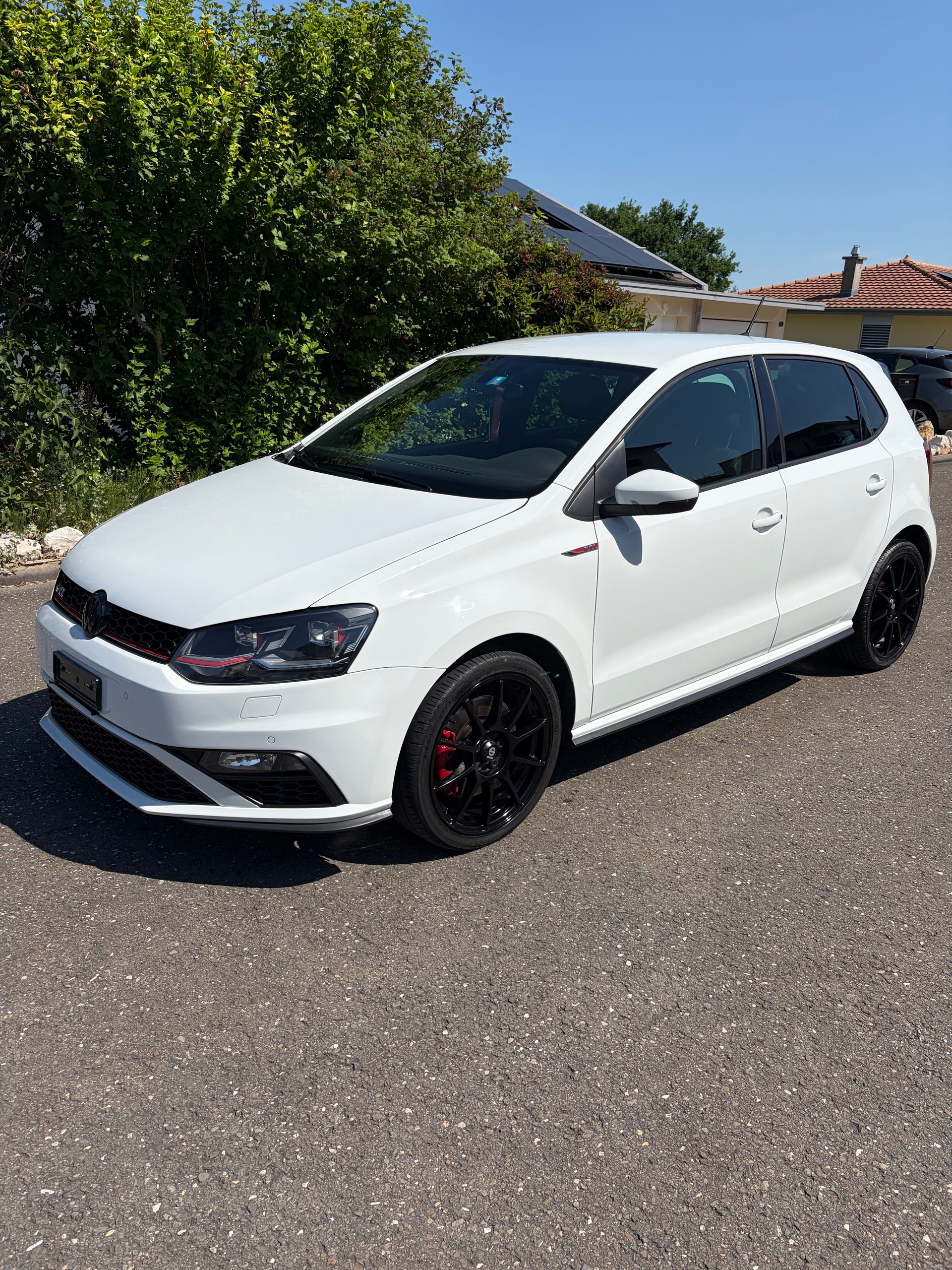 VW 1.8 TSI GTI-image-0