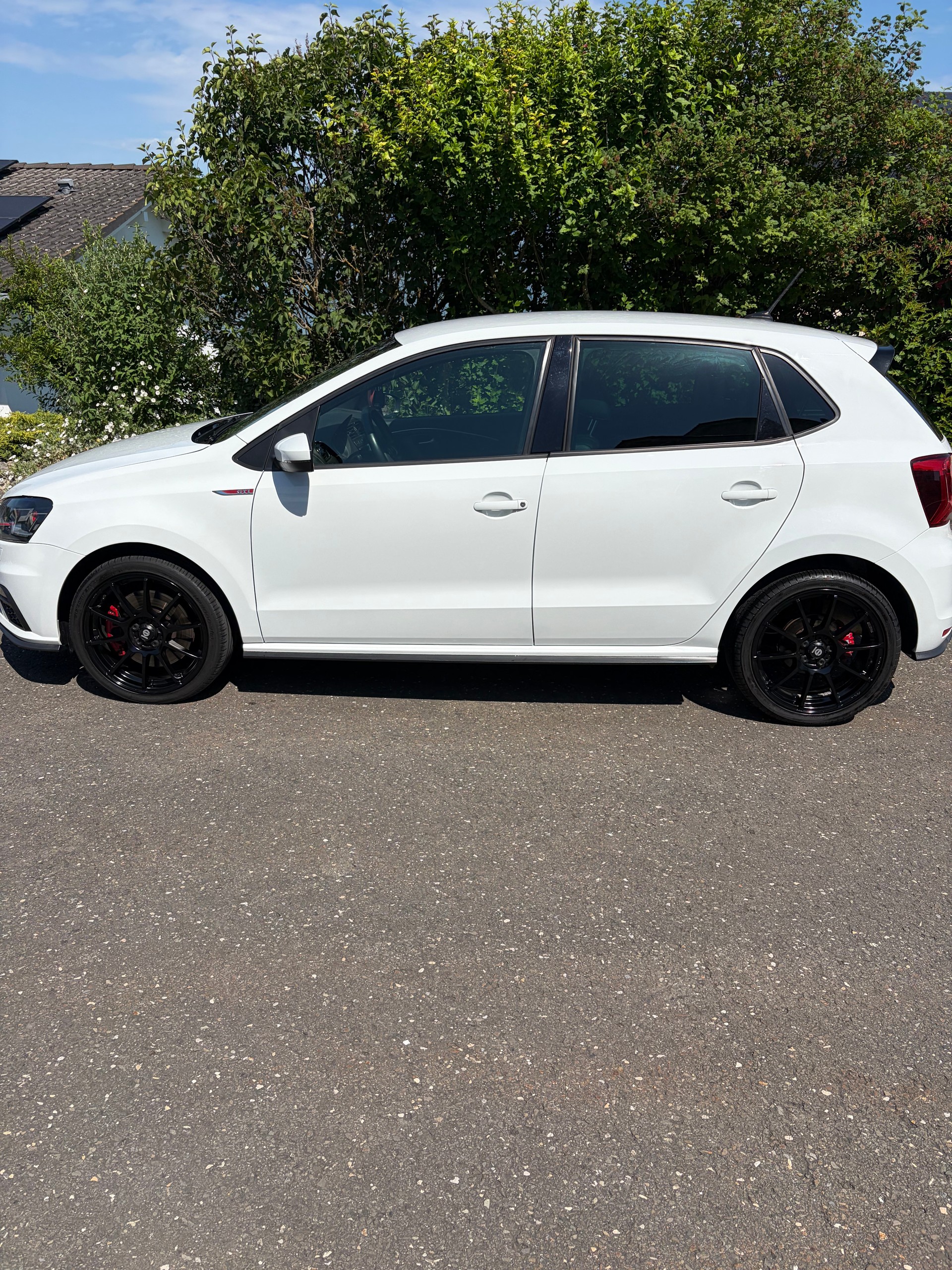 VW 1.8 TSI GTI-image-1