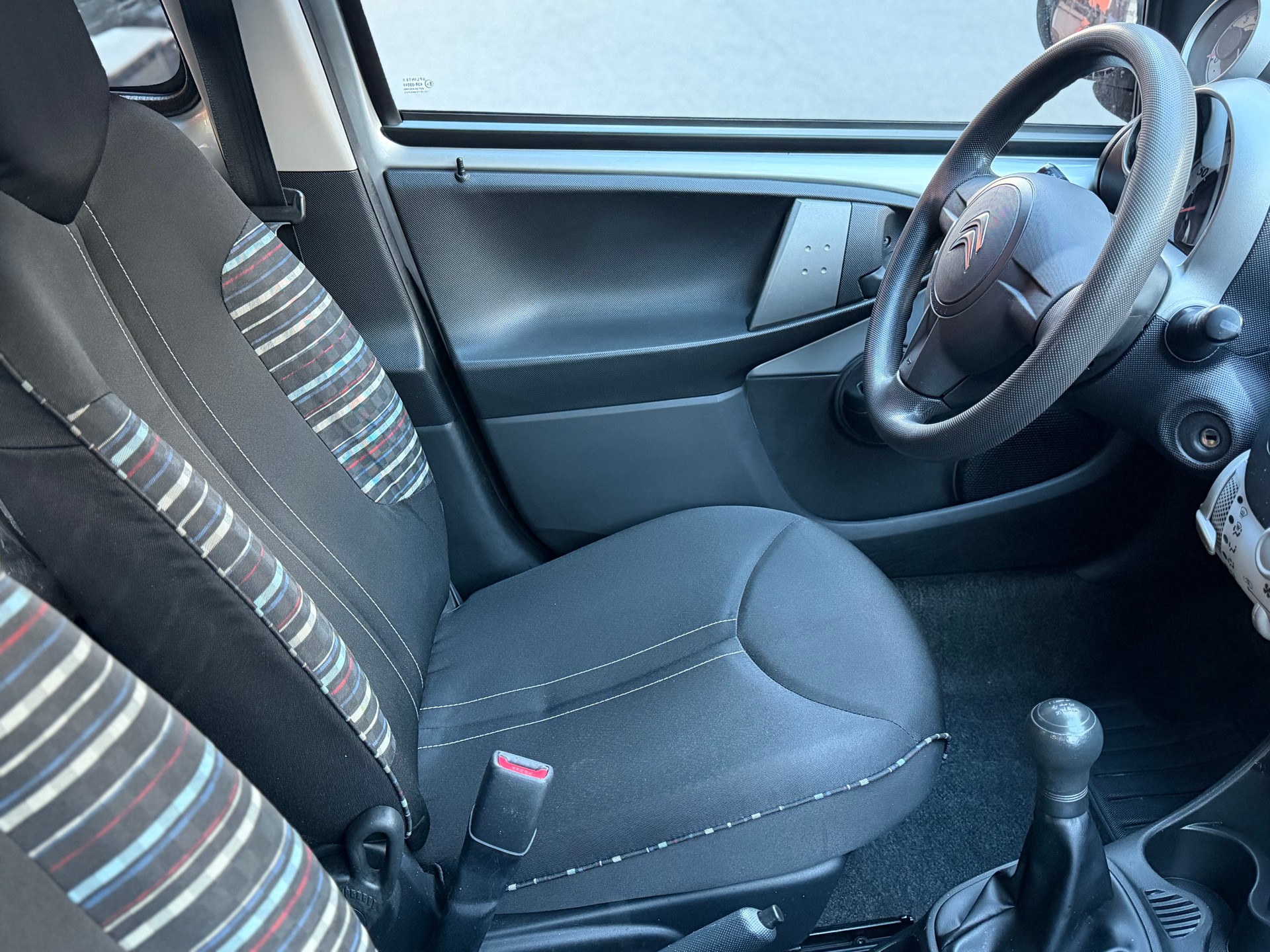 CITROEN C1 1.0i Exclusive-image-7