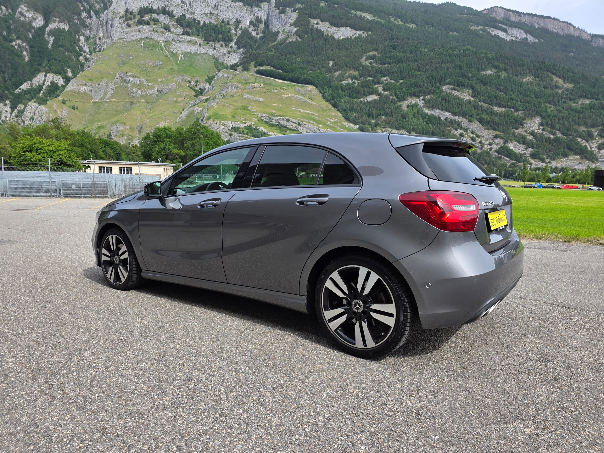 MERCEDES-BENZ A 220 4Matic 7G-DCT-image-15