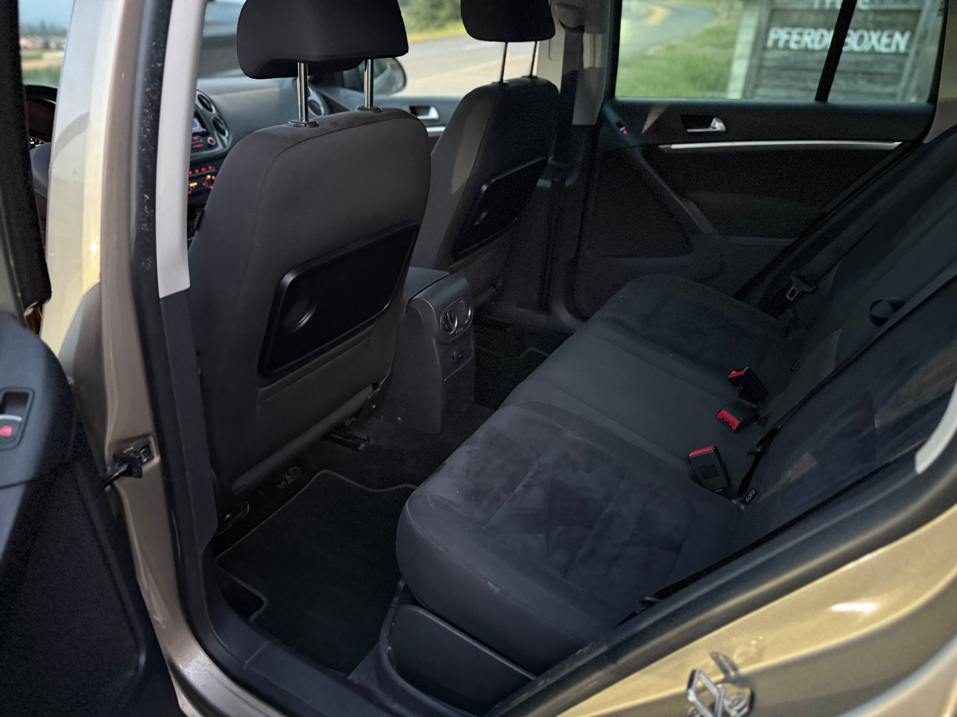 VW Tiguan 2.0 TSI Sport&Style 4Motion DSG-image-13