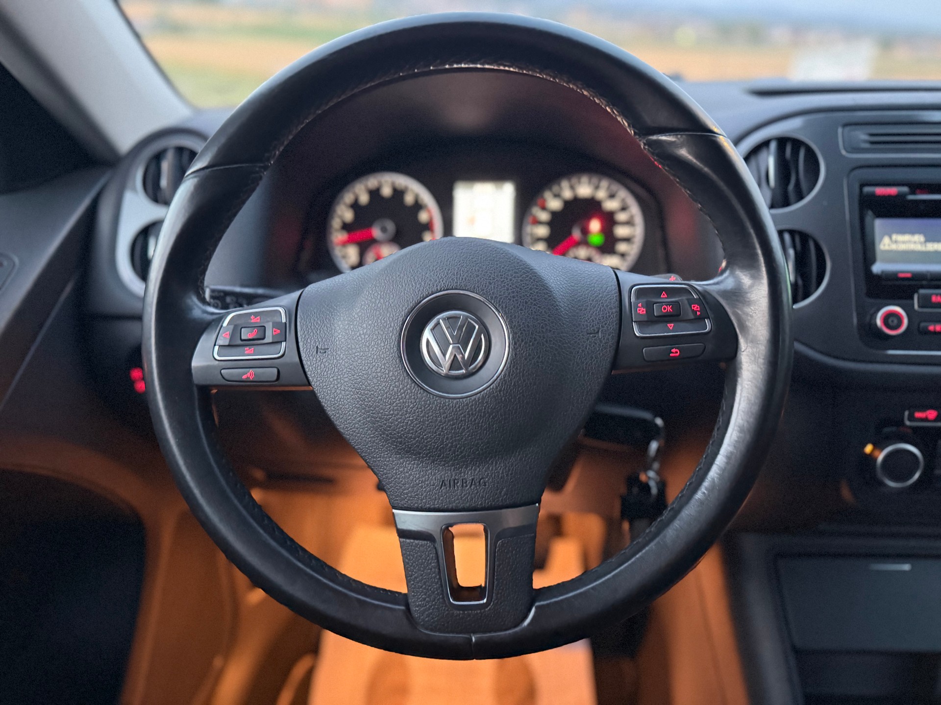 VW Tiguan 2.0 TSI Sport&Style 4Motion DSG-image-8