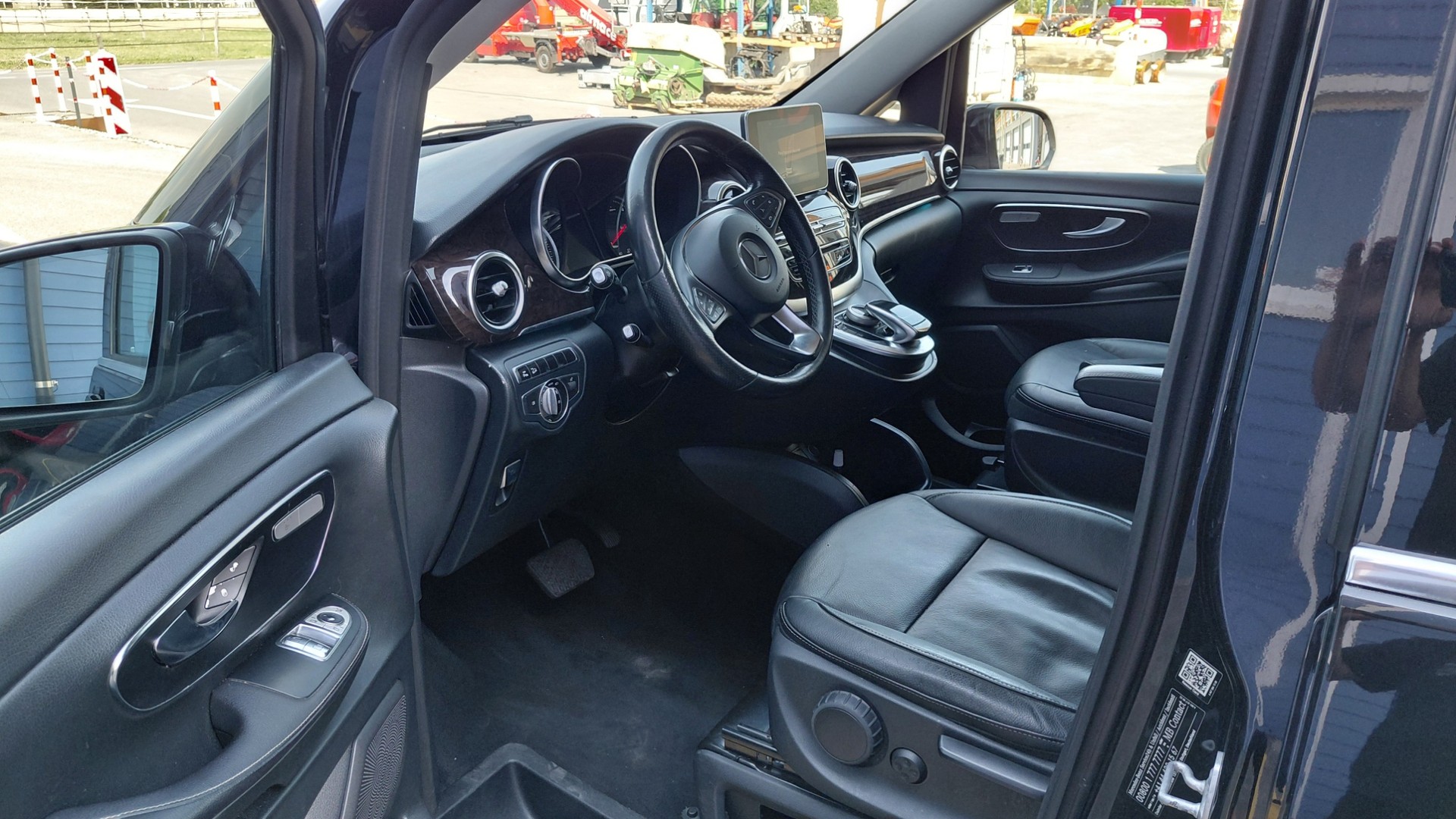 MERCEDES-BENZ V 250 d Avantgarde extralang 4M 7G-Tronic-image-7