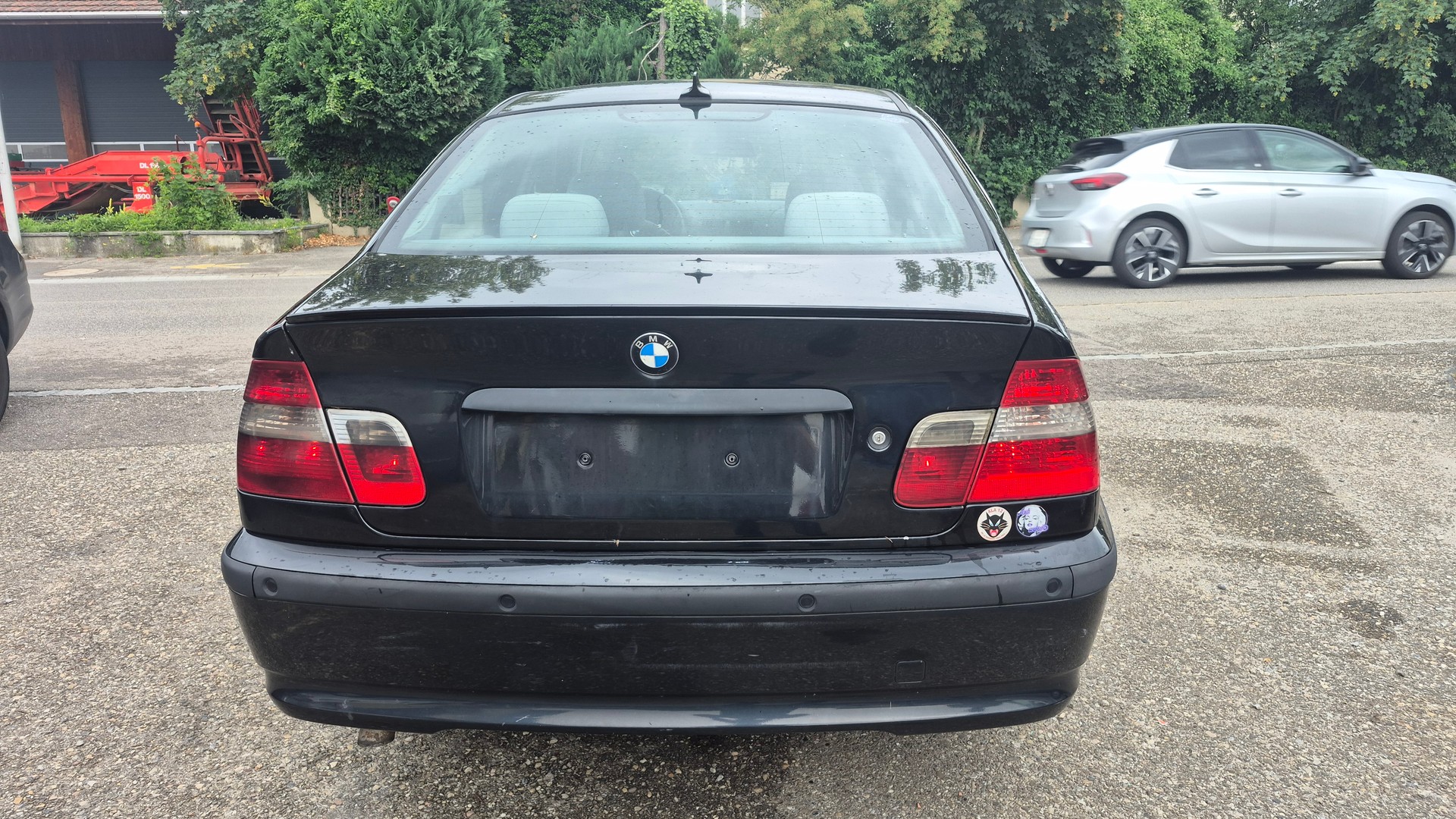 BMW 320i Steptronic-image-5