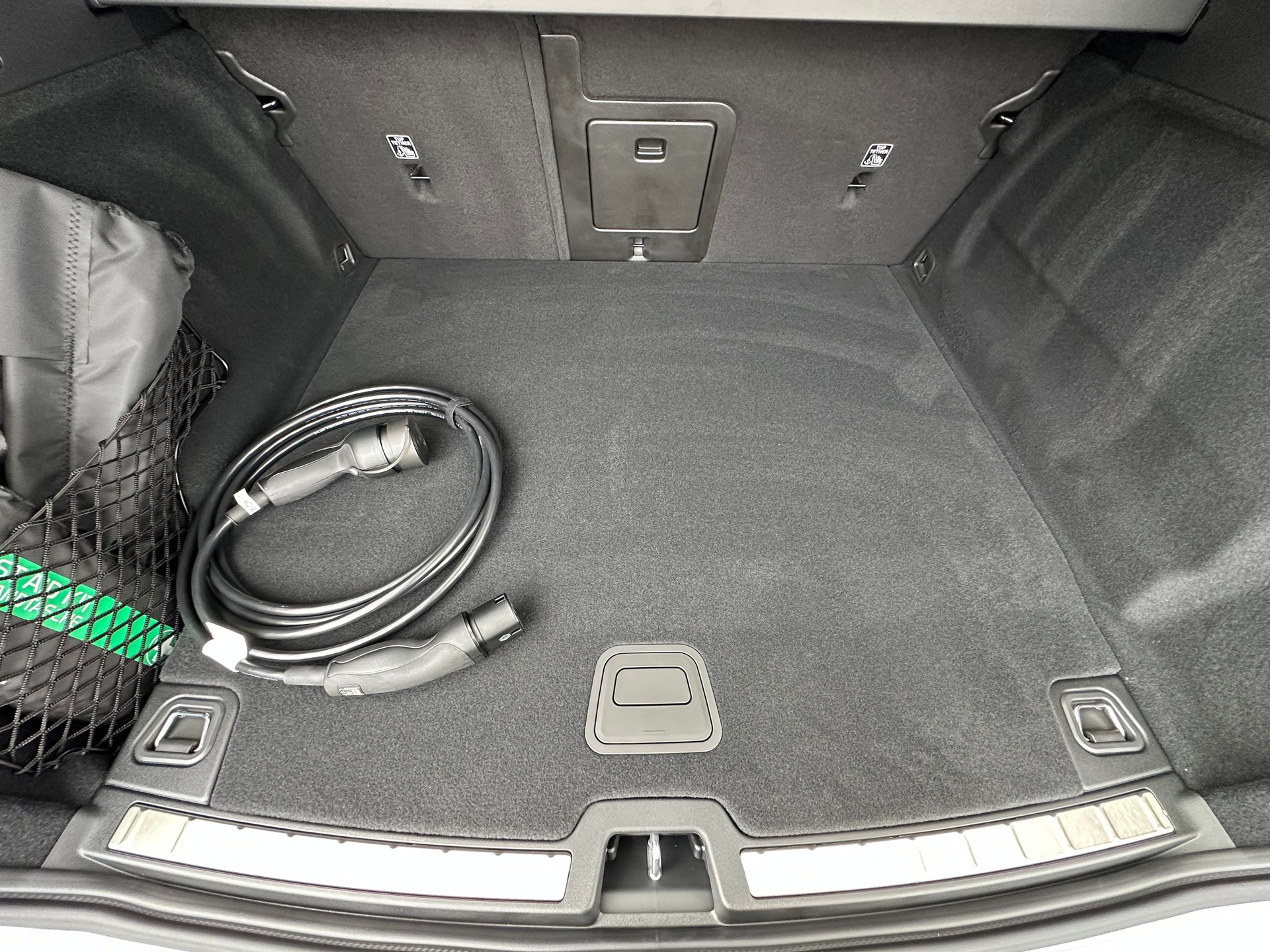 VOLVO XC60 2.0 T8 TE Ultra Dark eAWD-image-16