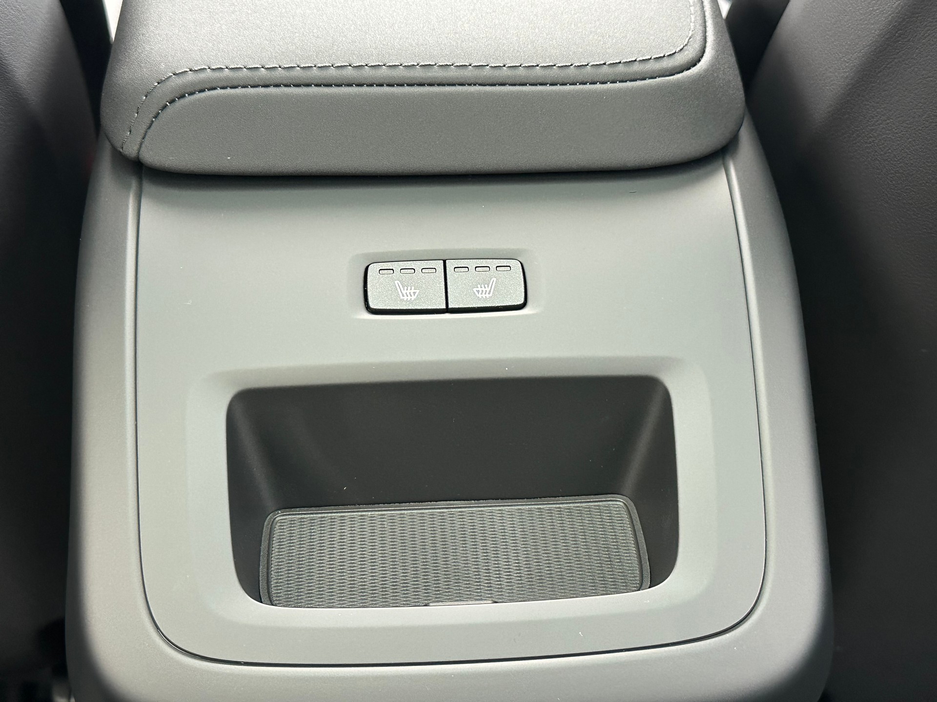 VOLVO XC60 2.0 T8 TE Ultra Dark eAWD-image-14
