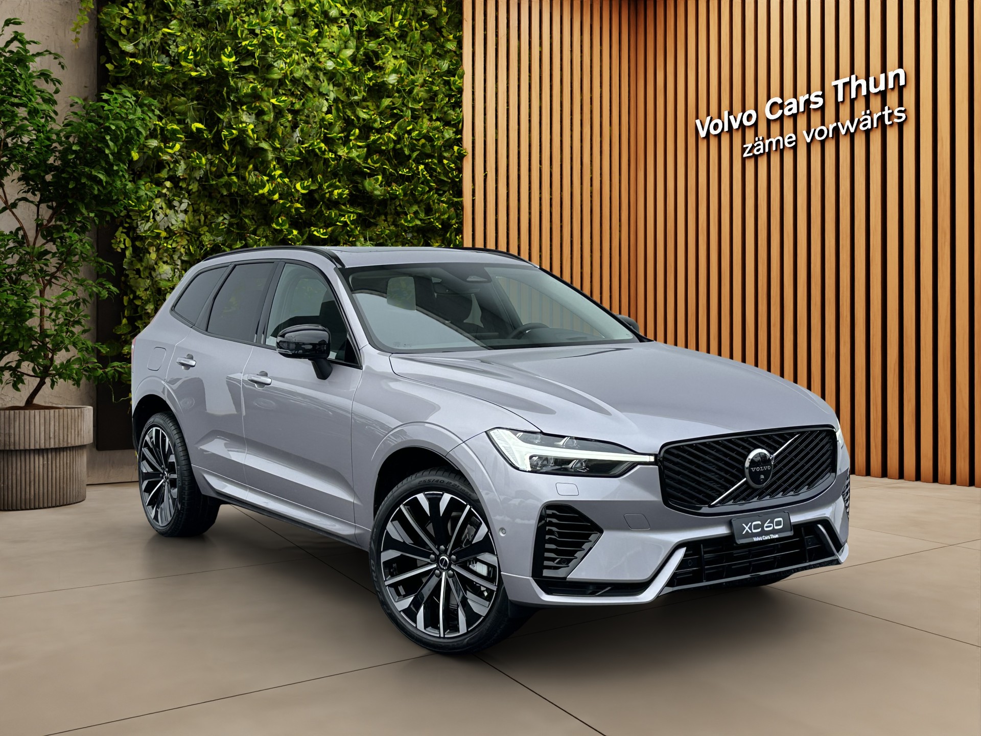VOLVO XC60 2.0 T8 TE Ultra Dark eAWD-showroom-element-2