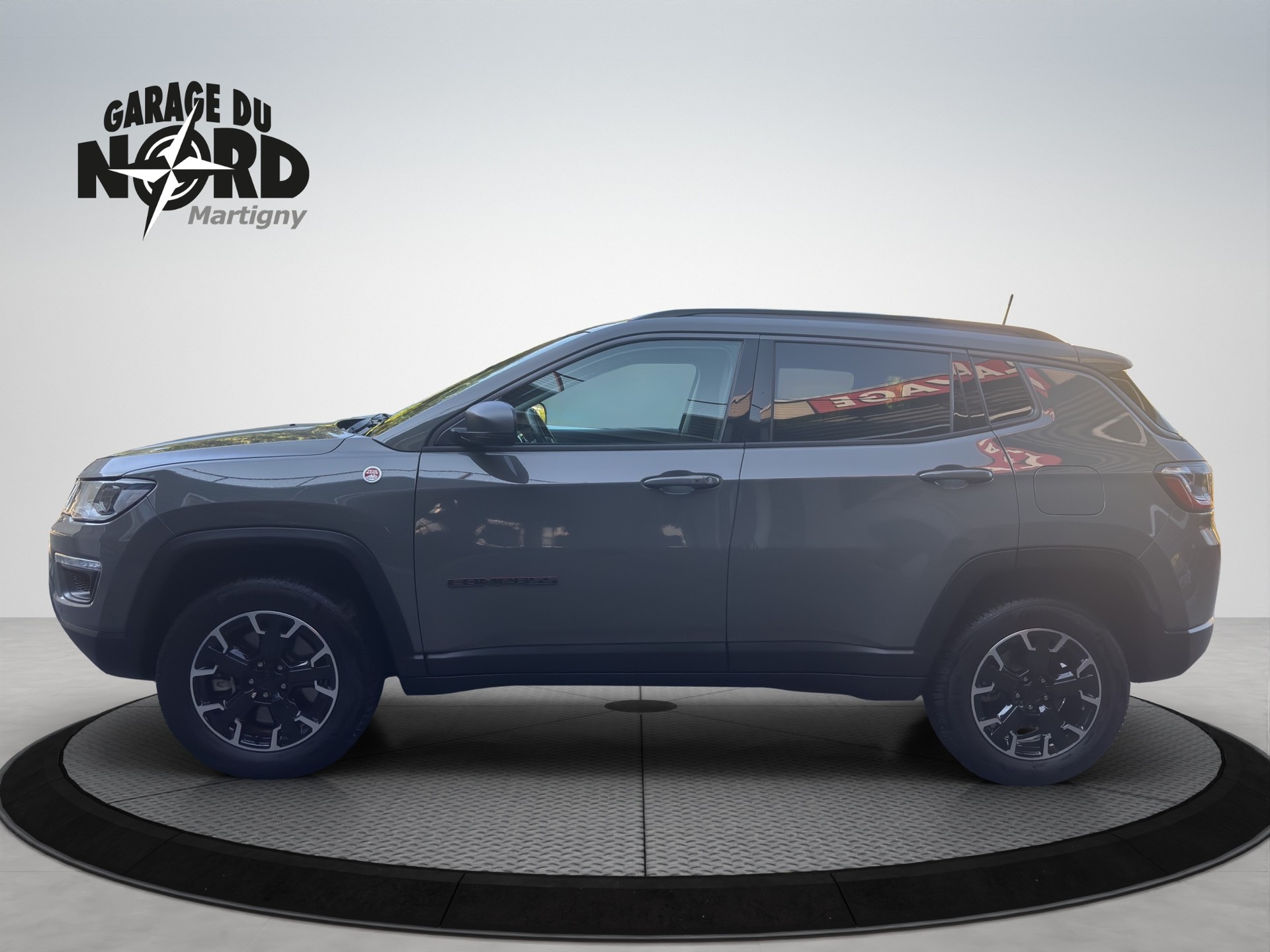 JEEP Compass 1.3 T PHEV Trailhawk AWD-image-2