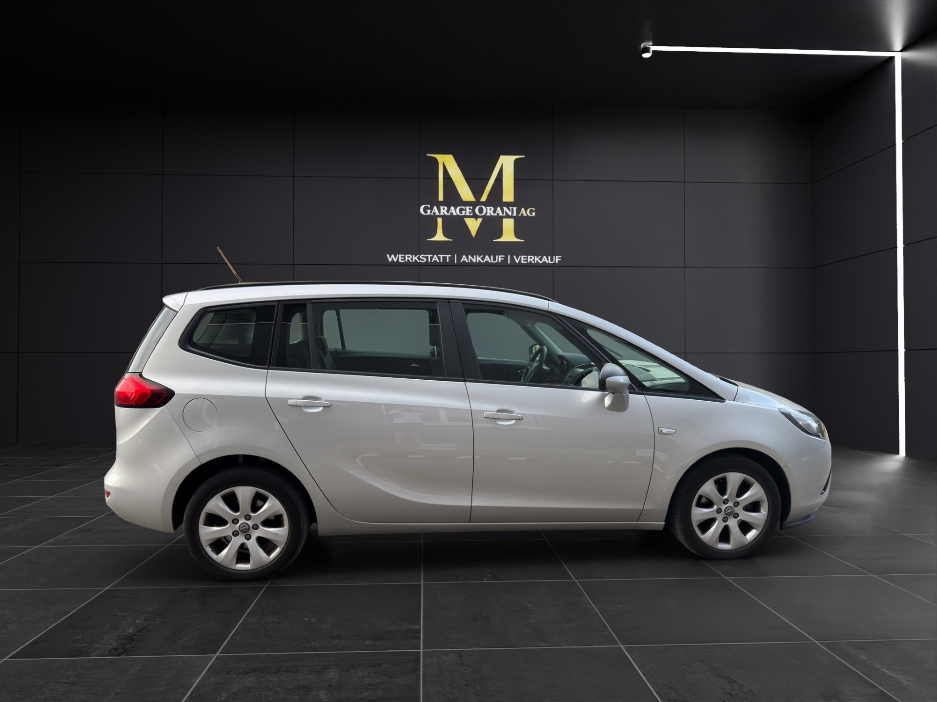 OPEL Zafira Tourer 1.6i 16V CNG Turbo Enjoy-image-5