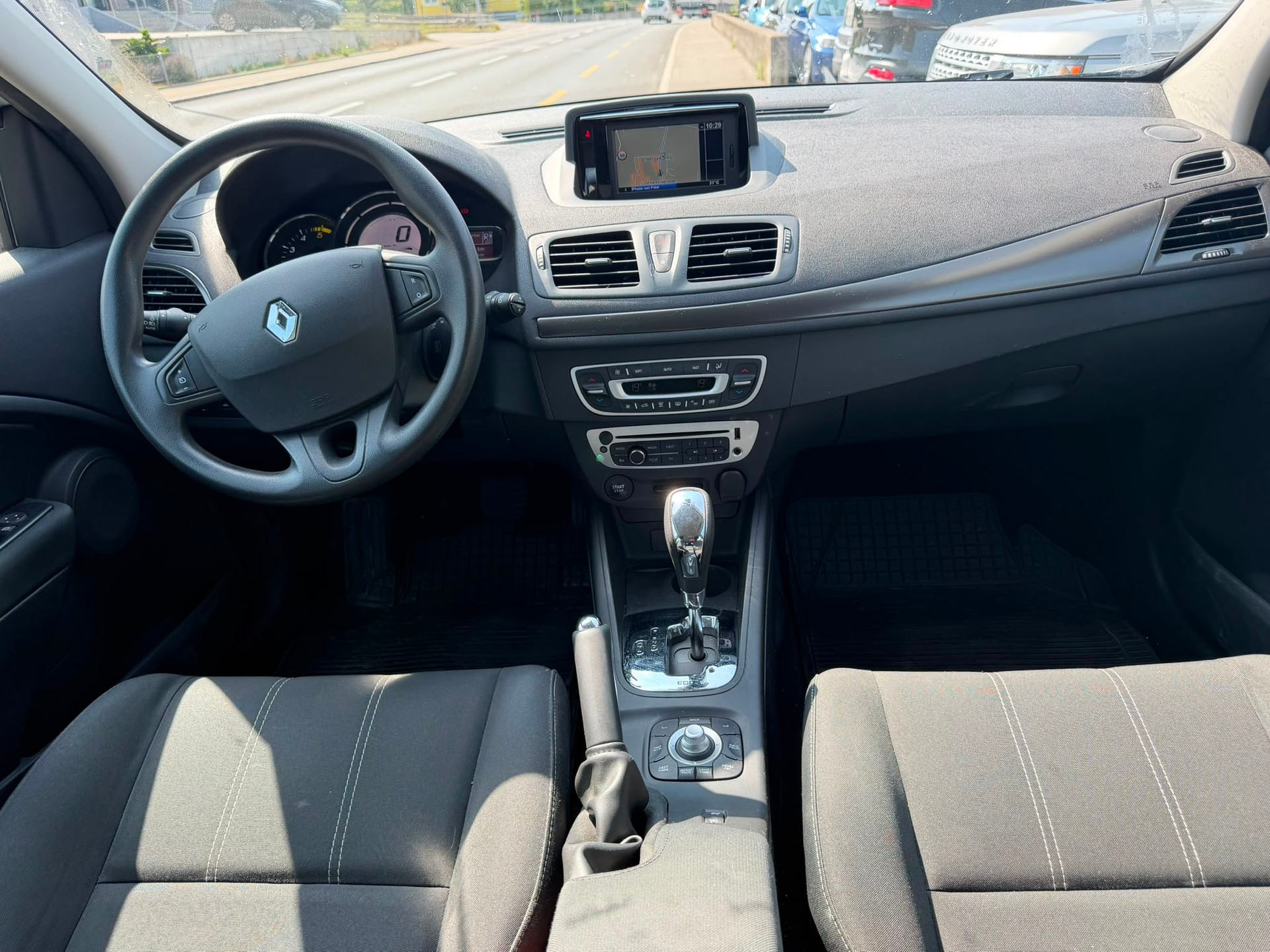RENAULT Mégane Grandtour 1.5 dCi Expression EDC-image-7