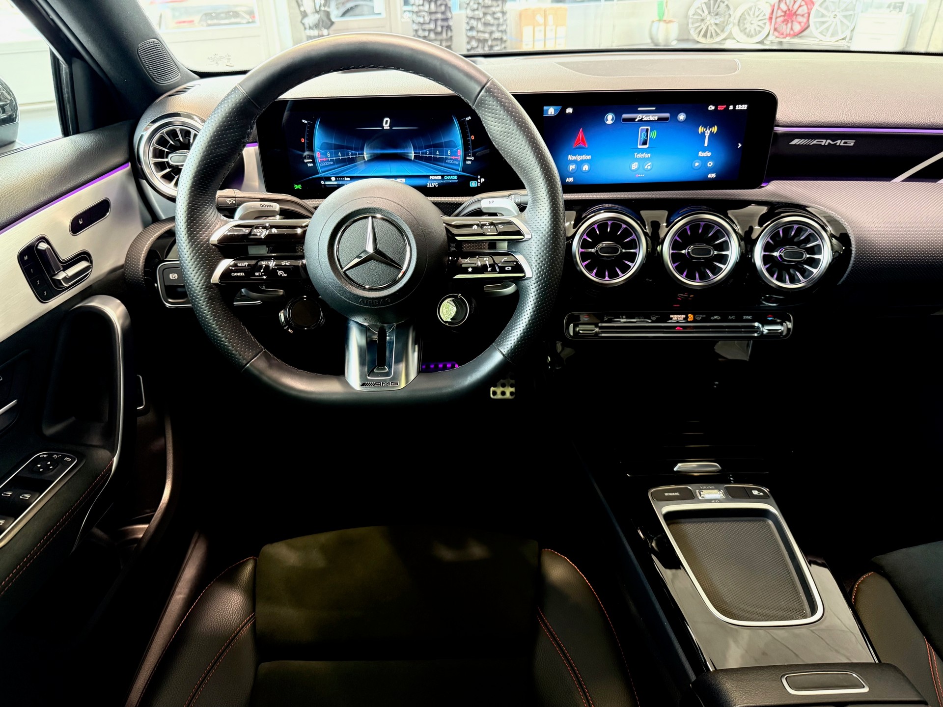 MERCEDES-BENZ A AMG 35 4Matic 8G-DCT-image-15