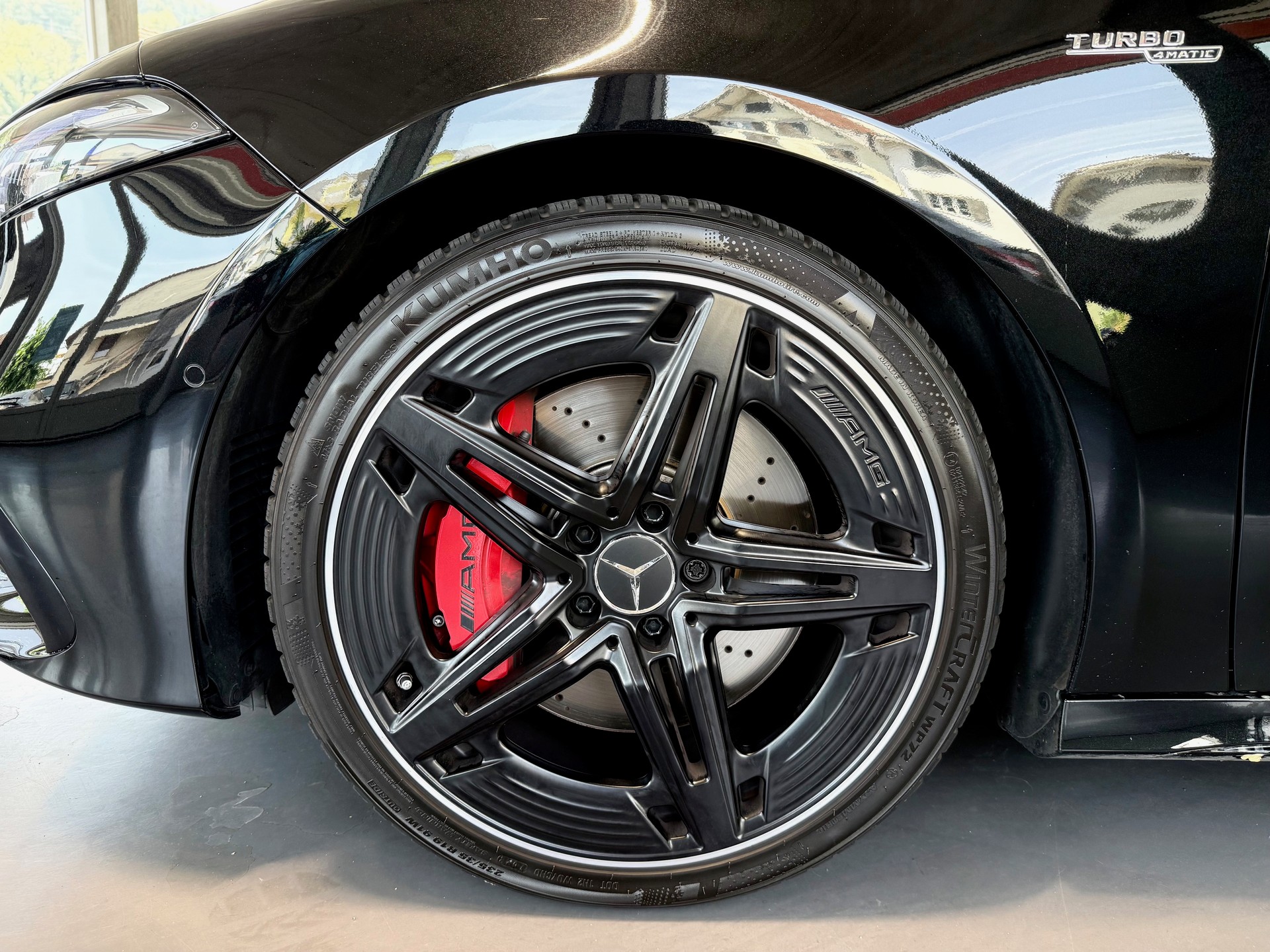 MERCEDES-BENZ A AMG 35 4Matic 8G-DCT-image-3