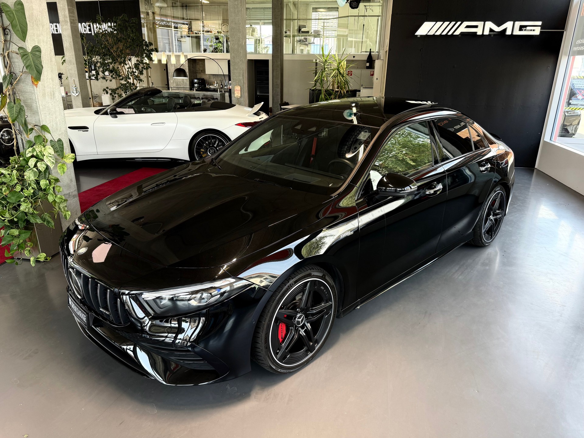 MERCEDES-BENZ A AMG 35 4Matic 8G-DCT-image-0