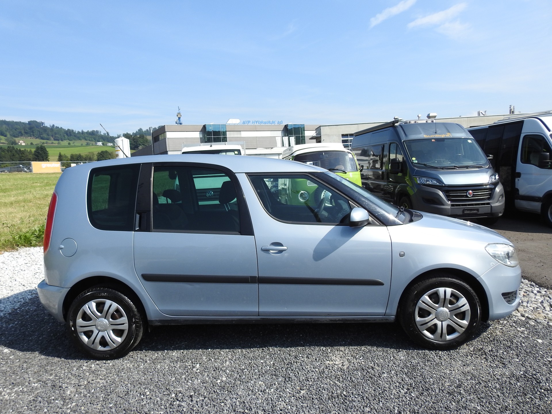 SKODA Roomster 1.2 TSI Family-image-6