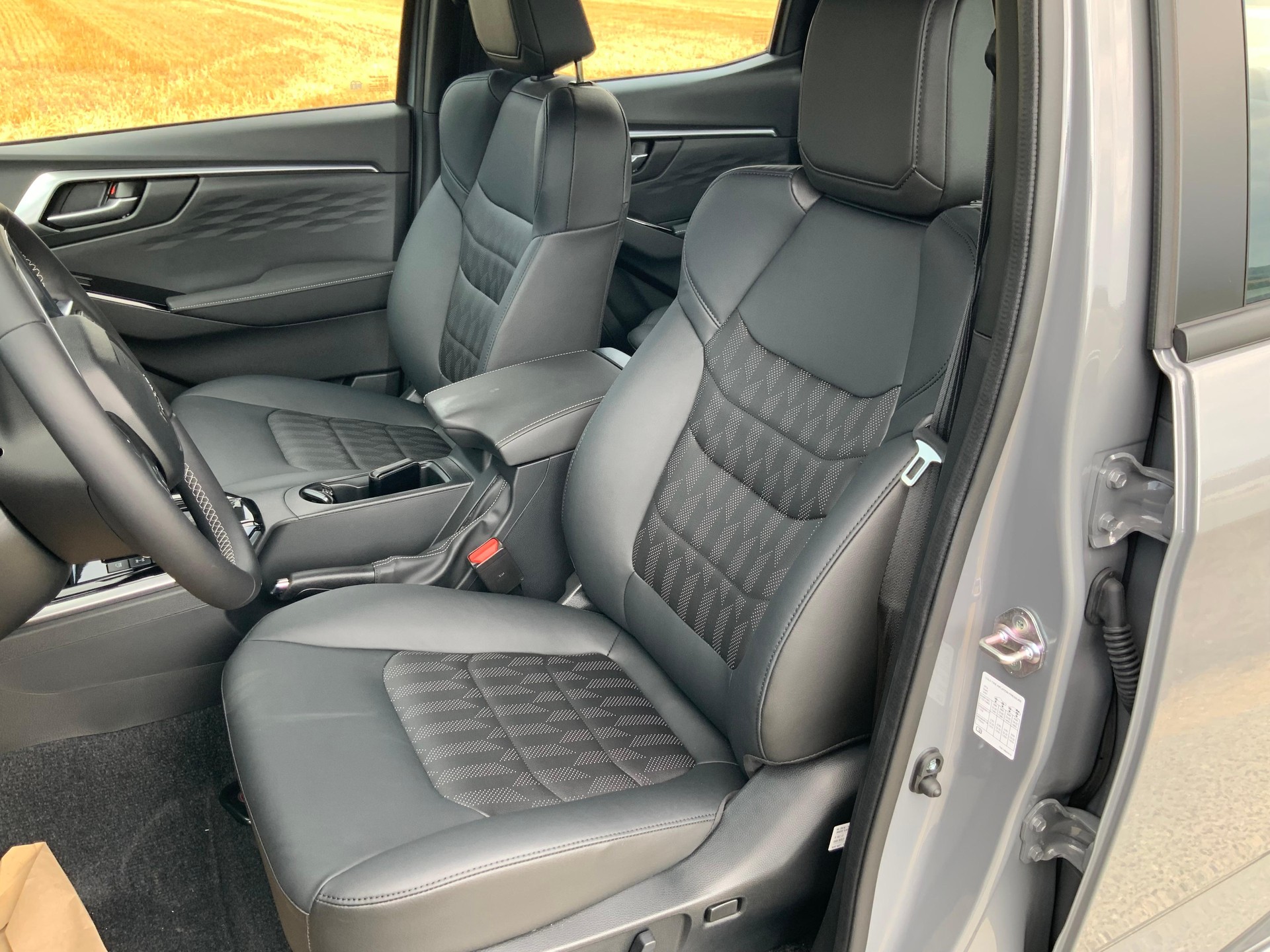 ISUZU D-Max Crew Pick-up 1.9 DDi F+ 4x4-image-6