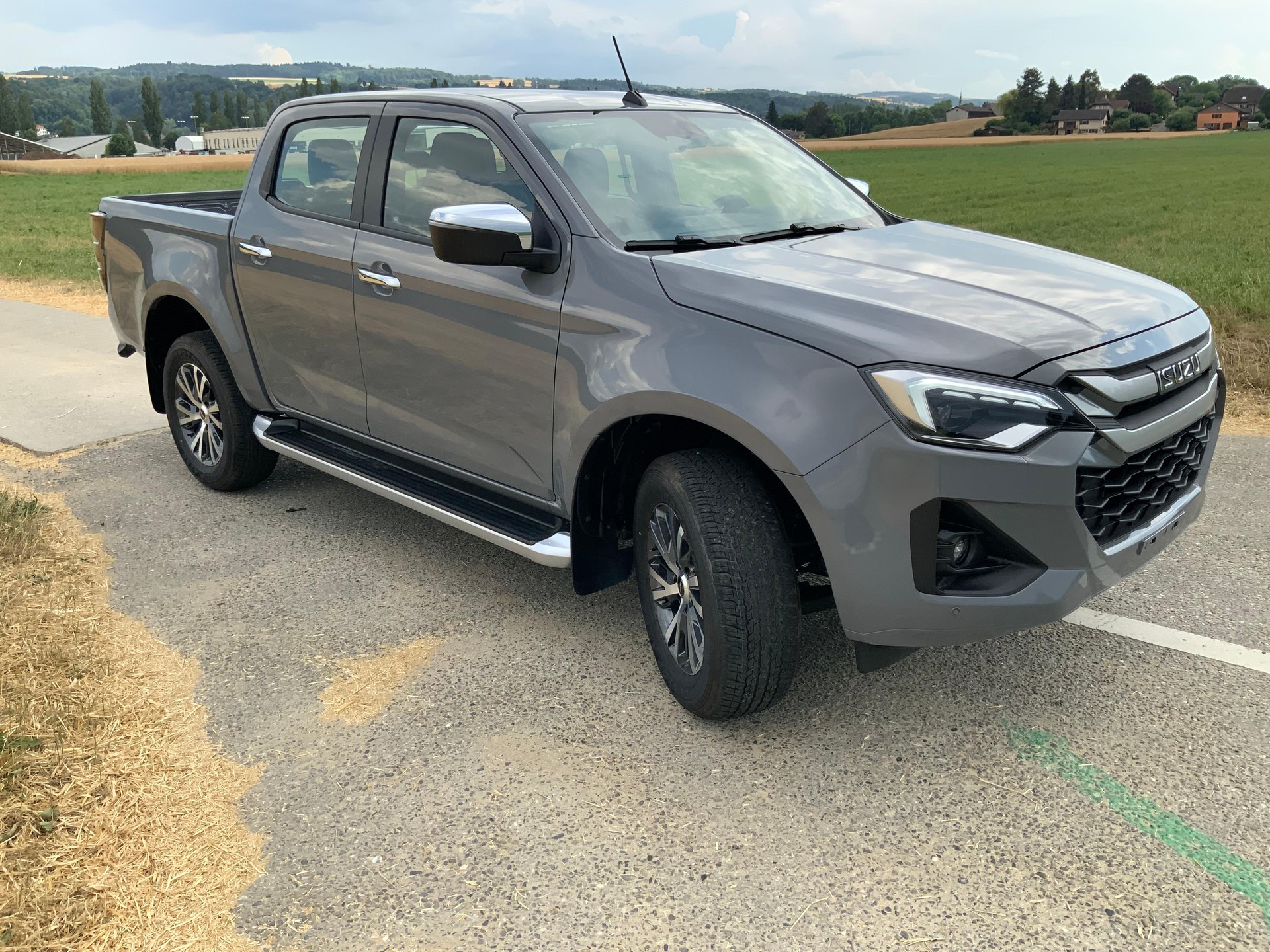 ISUZU D-Max Crew Pick-up 1.9 DDi F+ 4x4-image-2