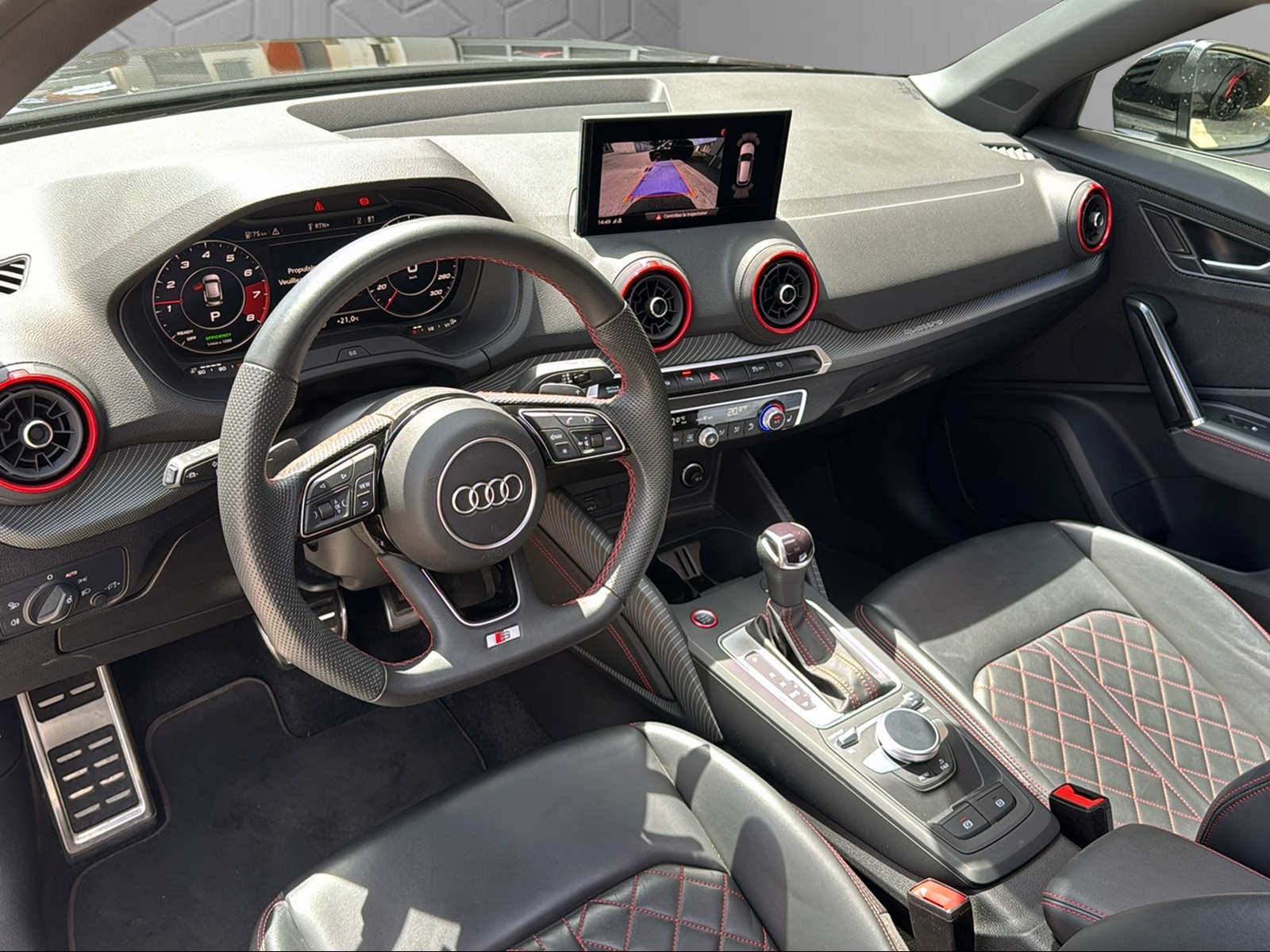 AUDI SQ2 TFSI quattro S-tronic-image-11
