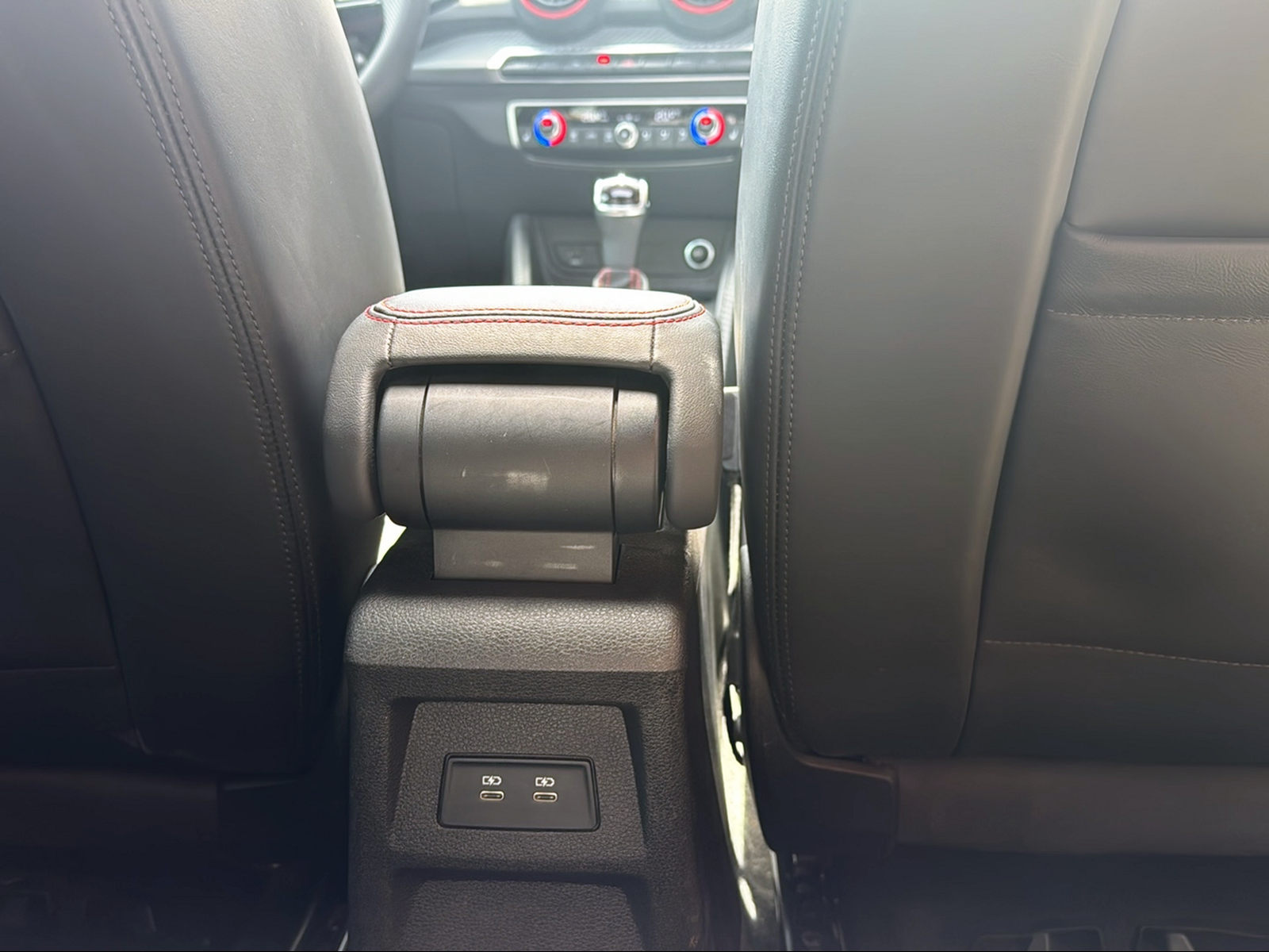 AUDI SQ2 TFSI quattro S-tronic-image-16