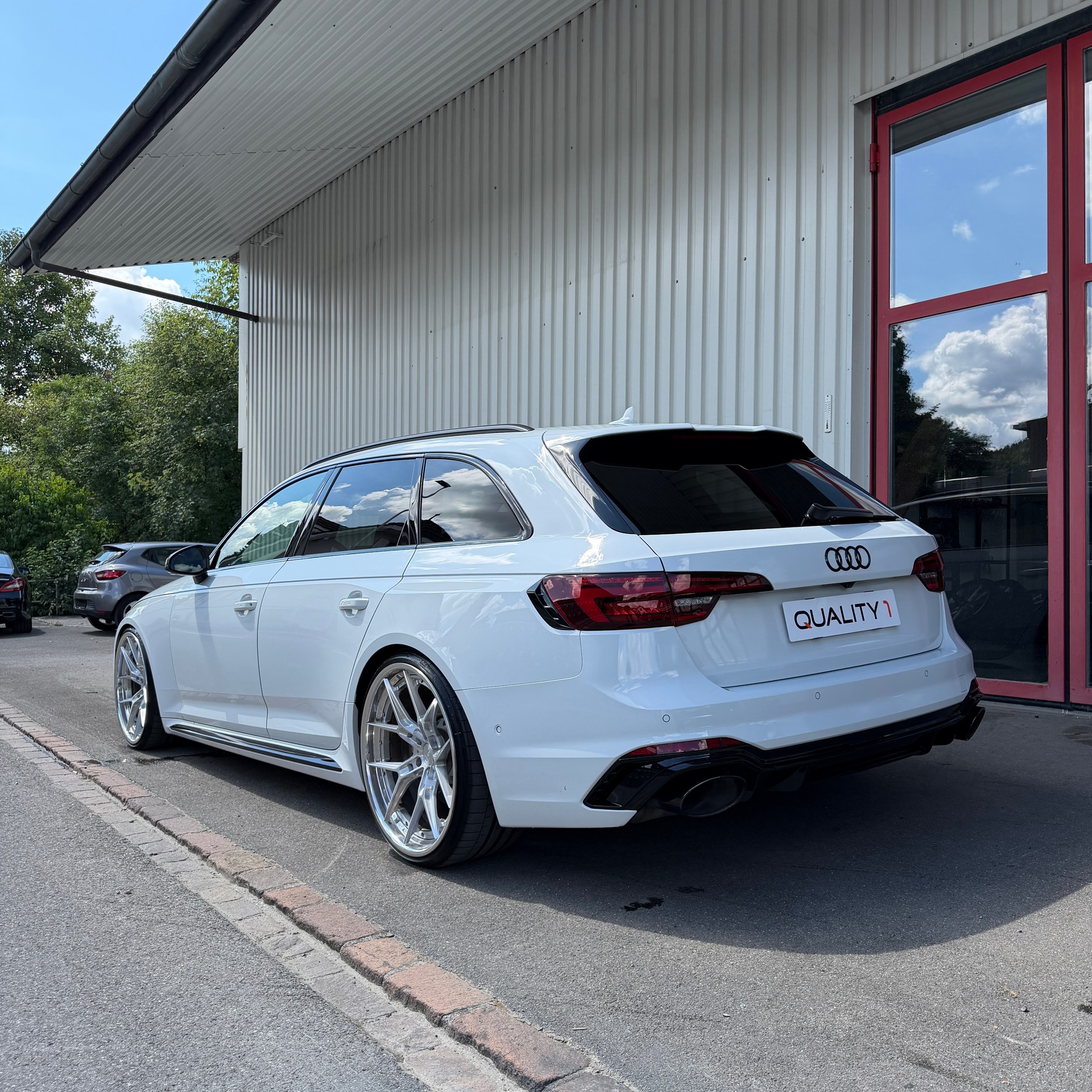 AUDI RS4 Avant 2.9 TFSI quattro tiptronic-image-4