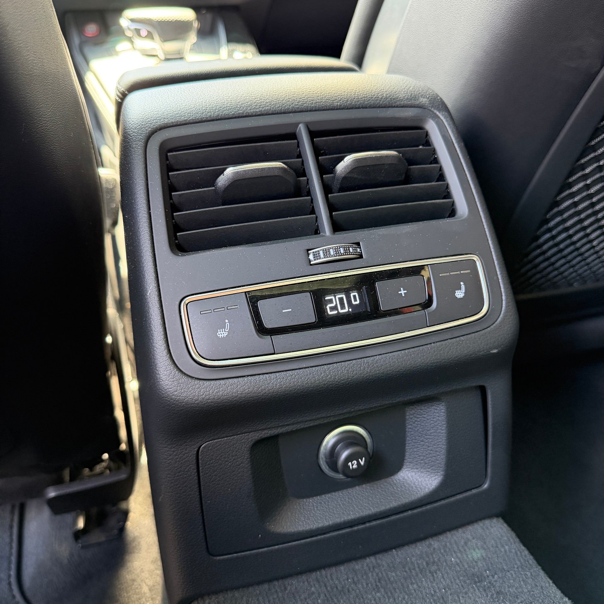 AUDI RS4 Avant 2.9 TFSI quattro tiptronic-image-8
