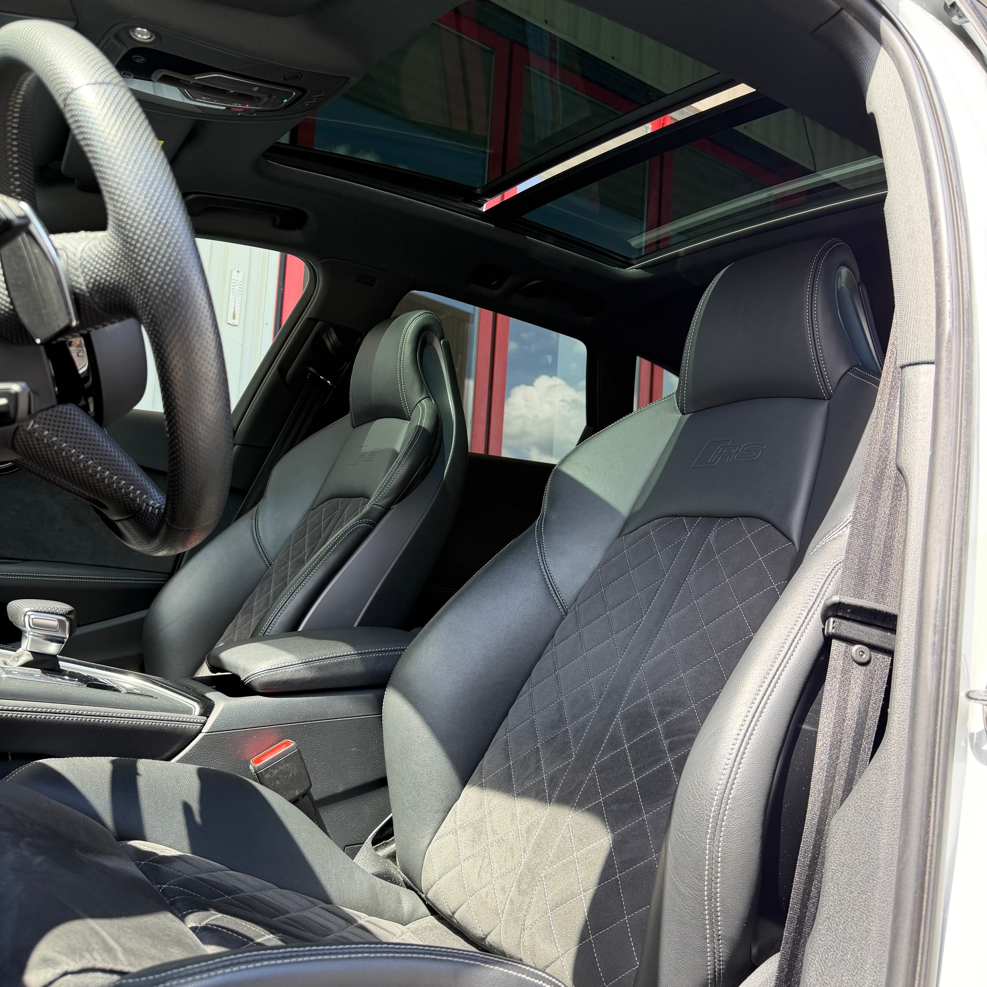 AUDI RS4 Avant 2.9 TFSI quattro tiptronic-image-11
