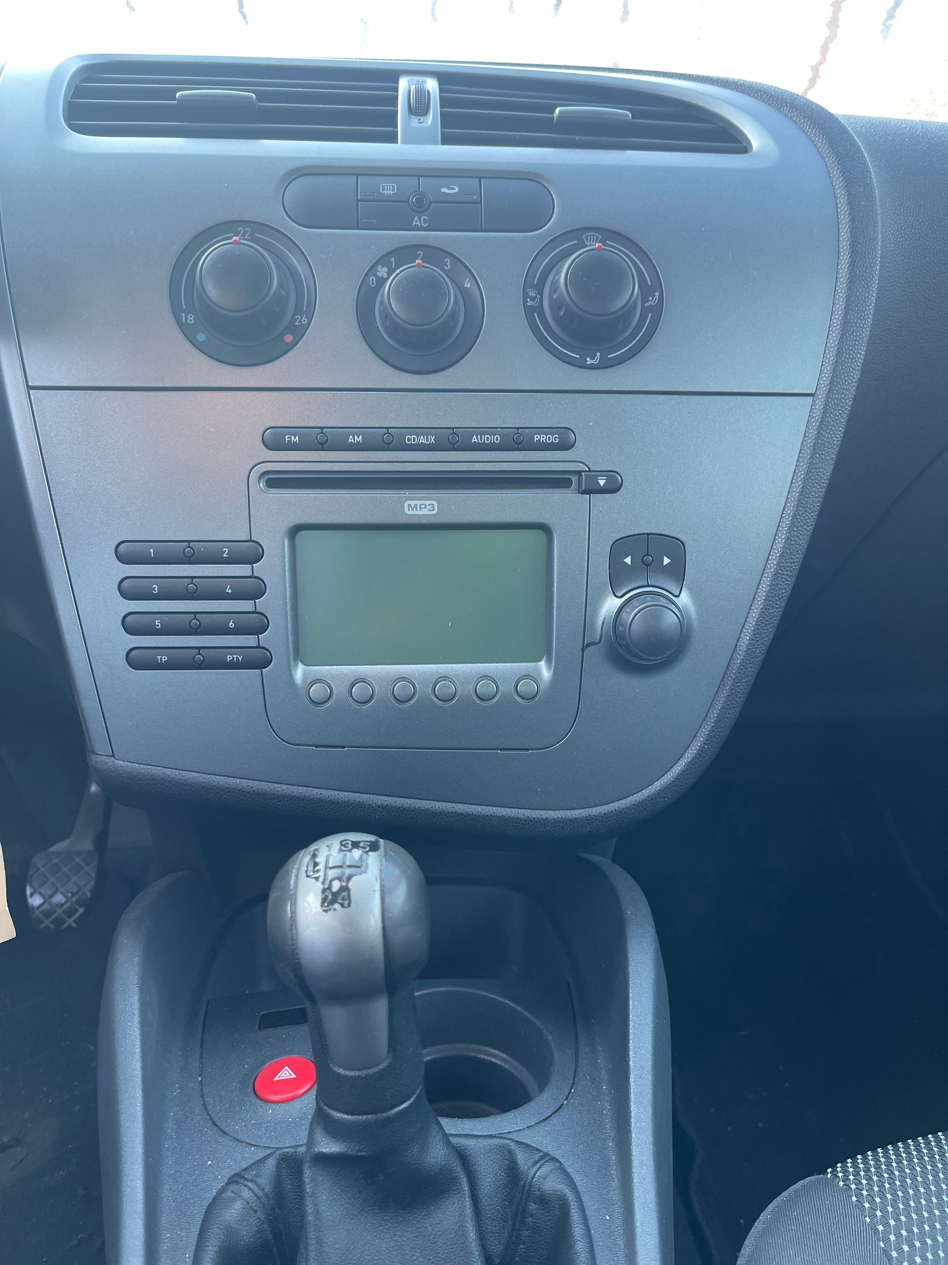 SEAT Leon 1.9 TDI Ecomotive Plus-image-4