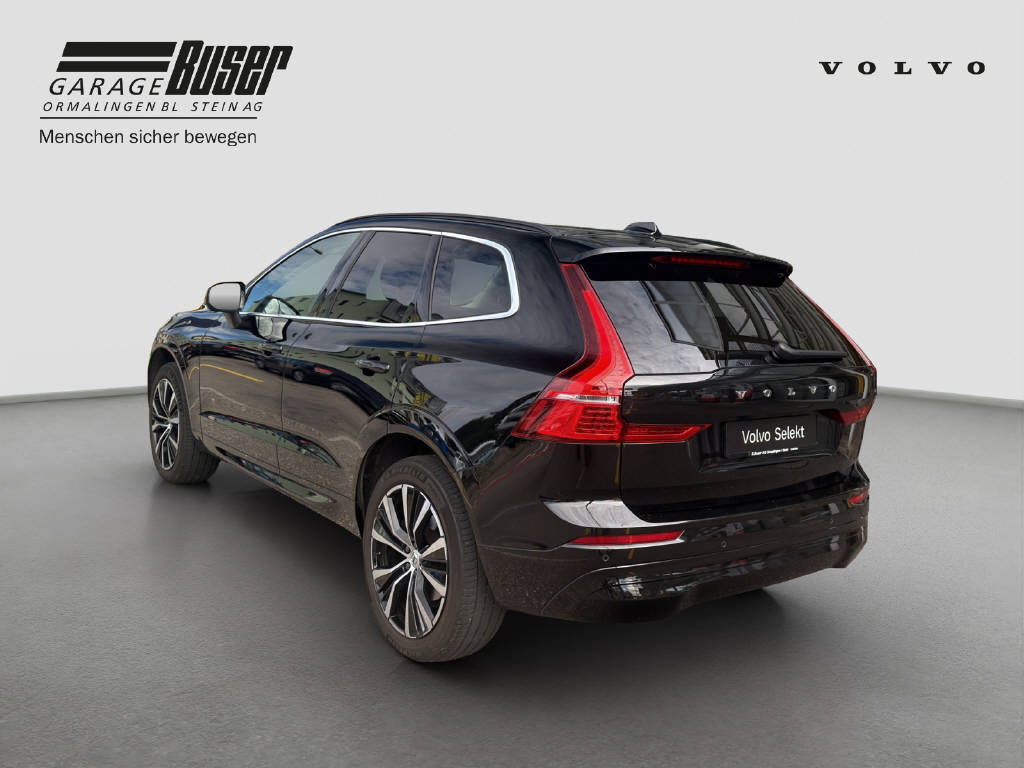 VOLVO XC60 2.0 B5 MH Momentum AWD-image-2