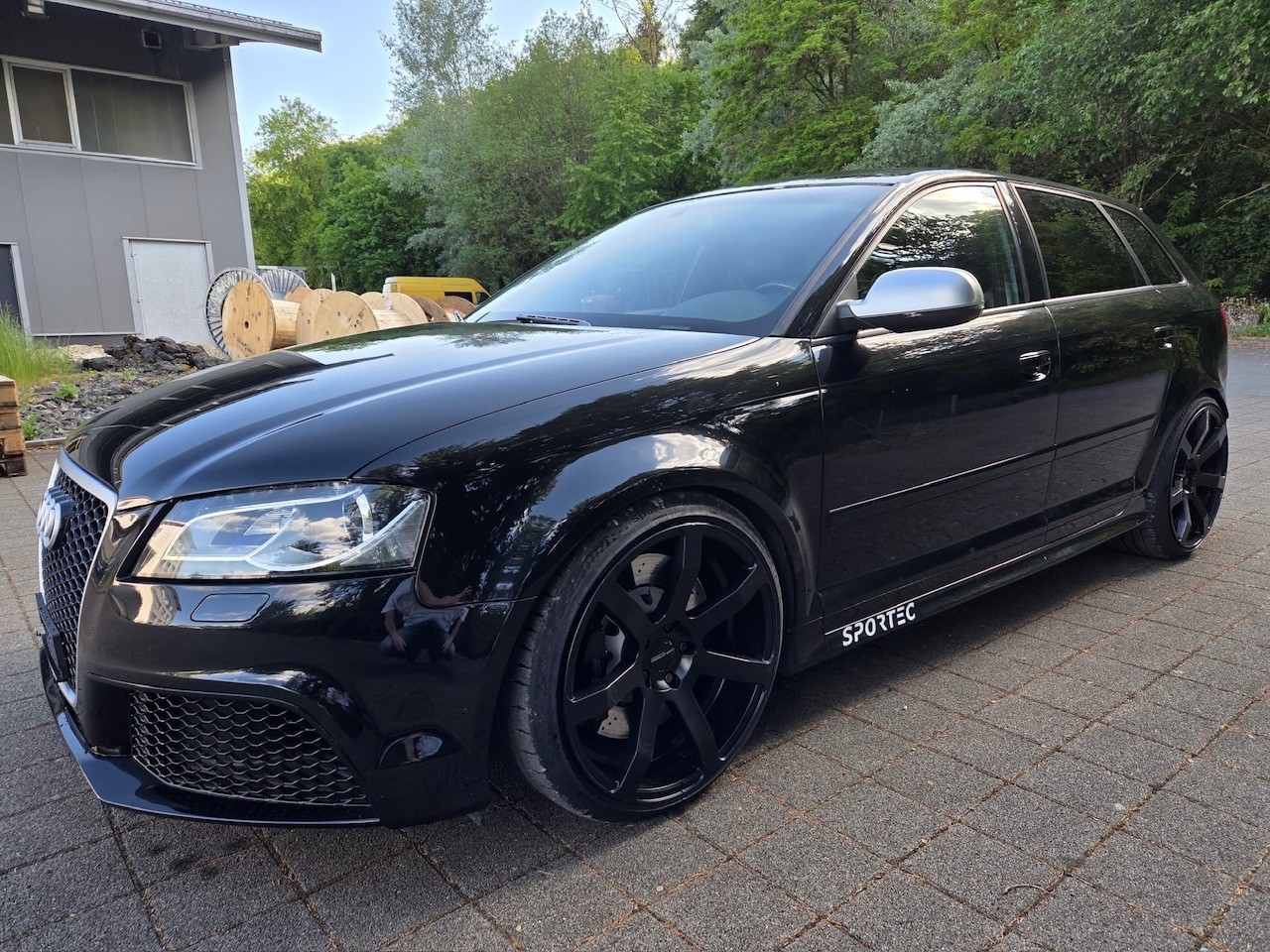 AUDI RS3 Sportback 2.5 TFSI quattro S-tronic Sportback Sportec 408PS-image-0